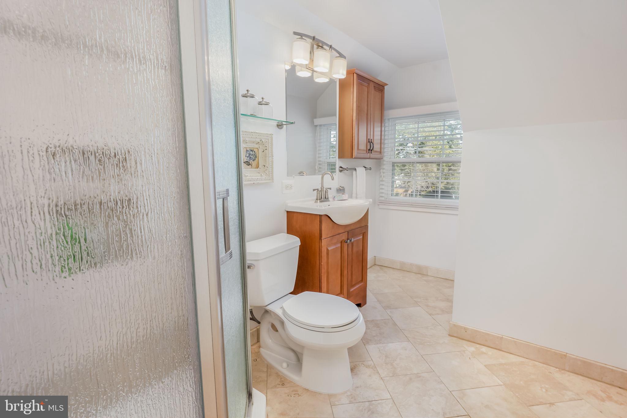 BROYHILLS MCLEAN ESTATES - Residential