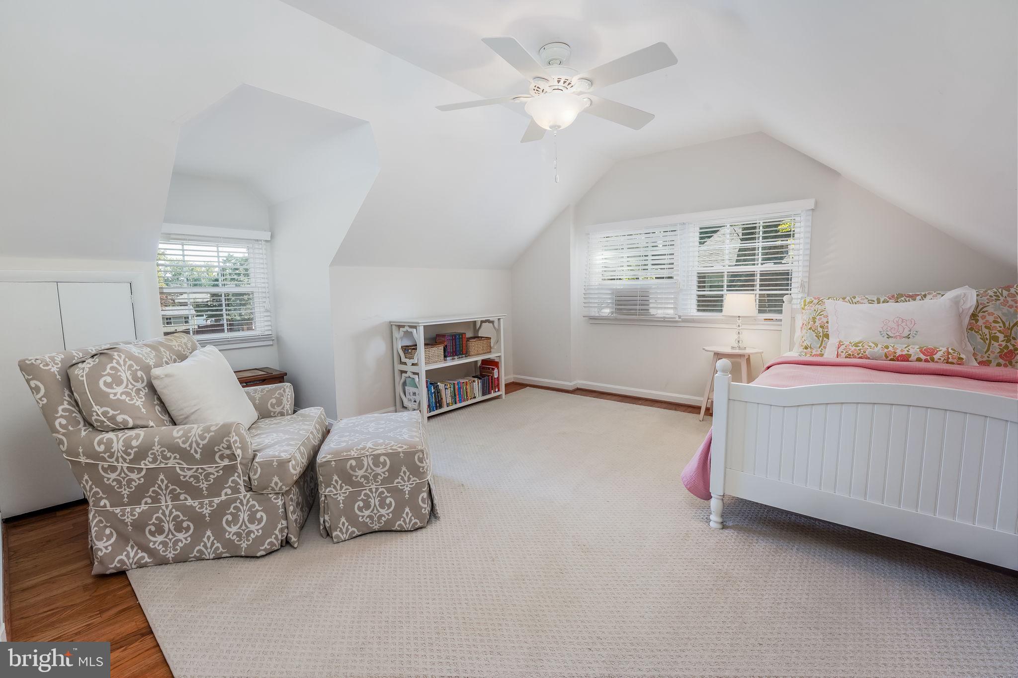 BROYHILLS MCLEAN ESTATES - Residential