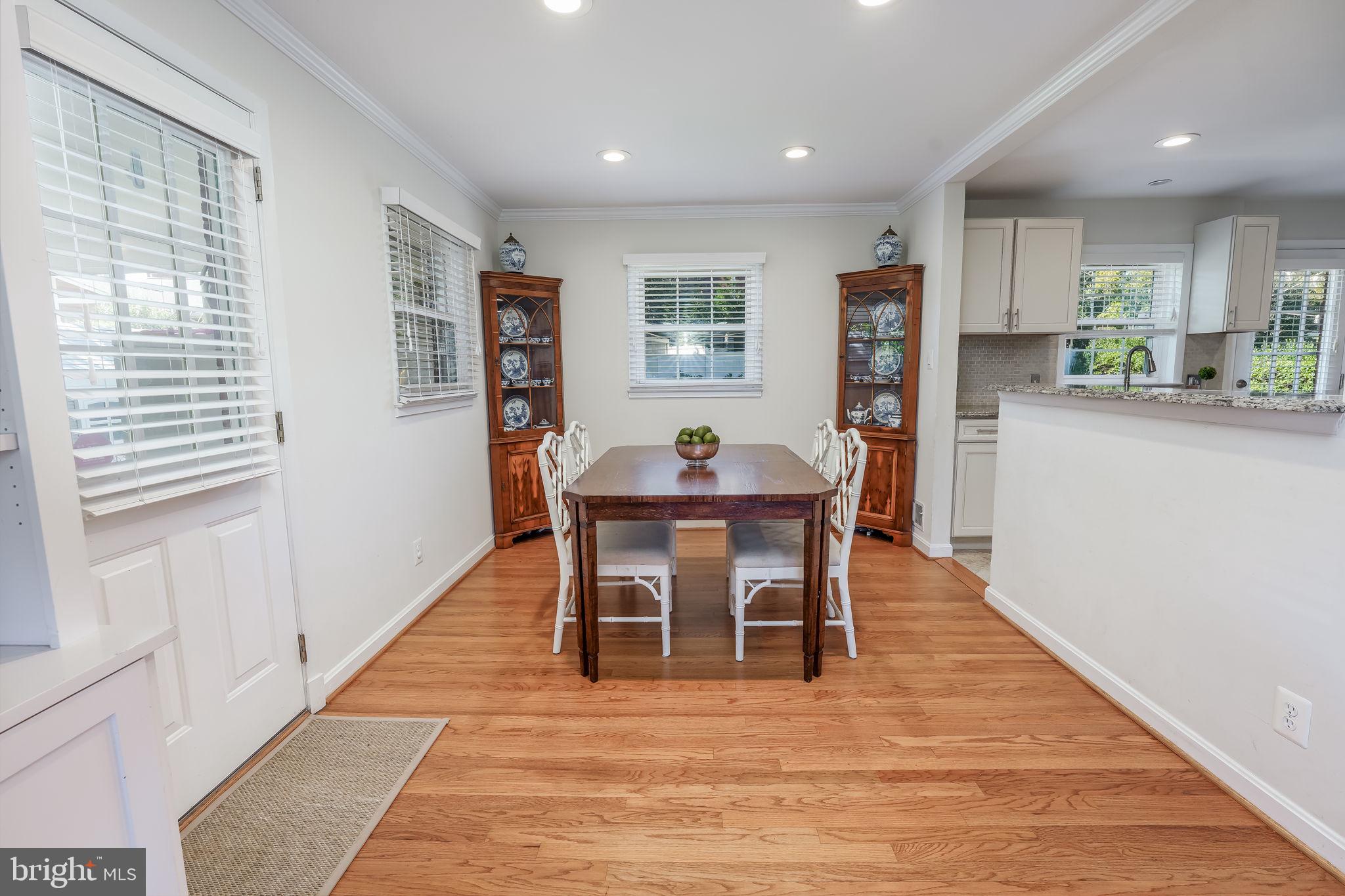 BROYHILLS MCLEAN ESTATES - Residential