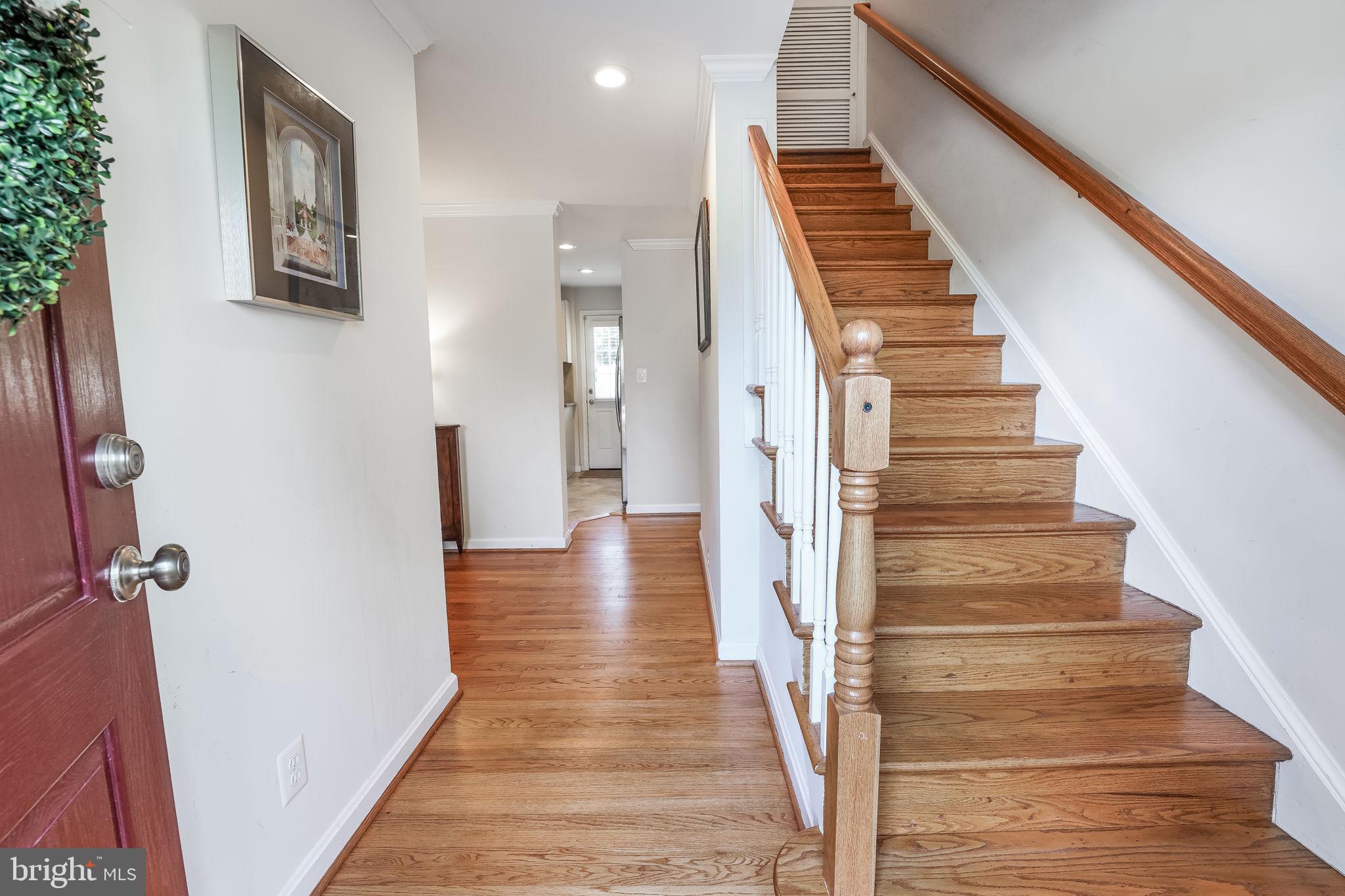 BROYHILLS MCLEAN ESTATES - Residential