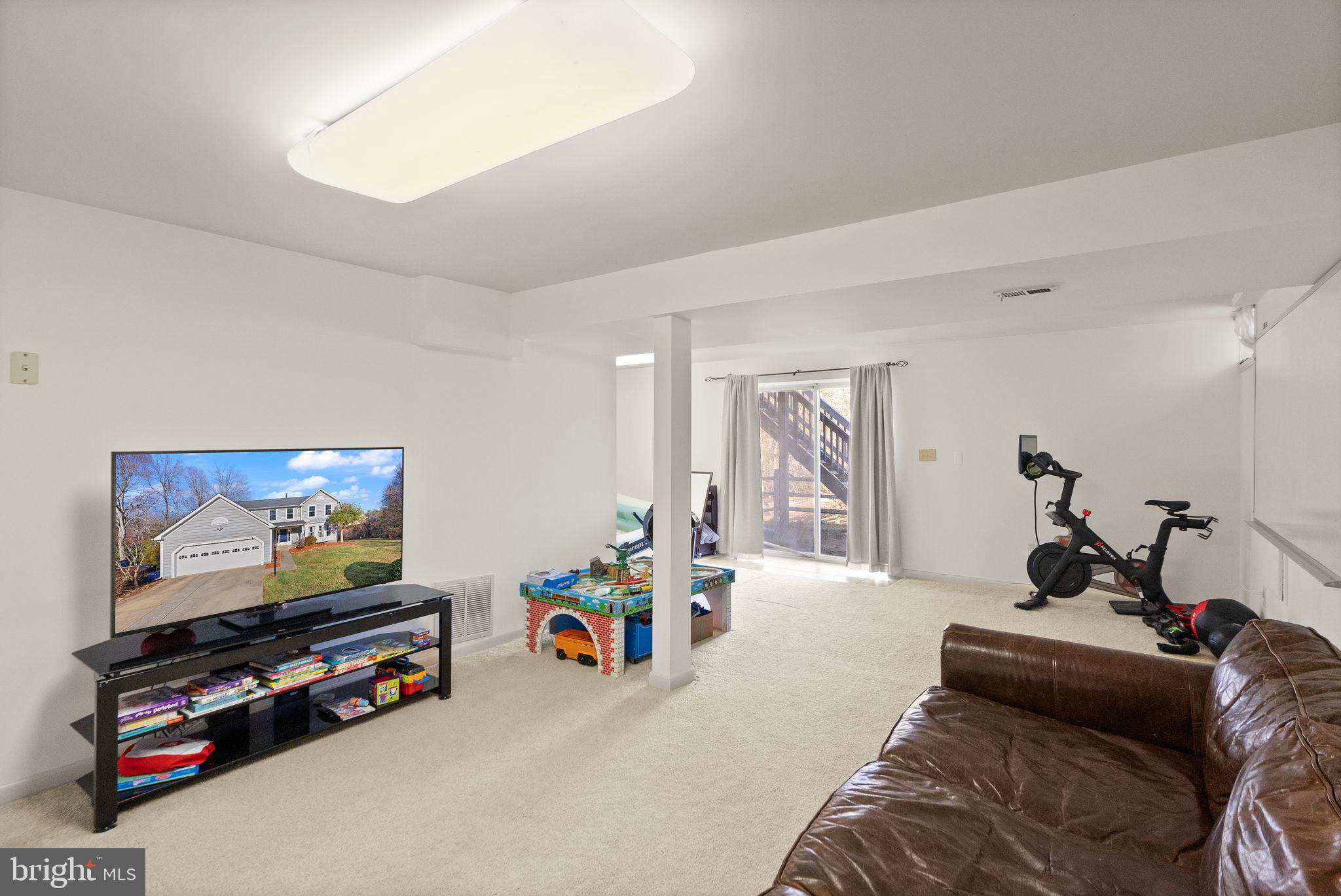 BRITTANY - Residential