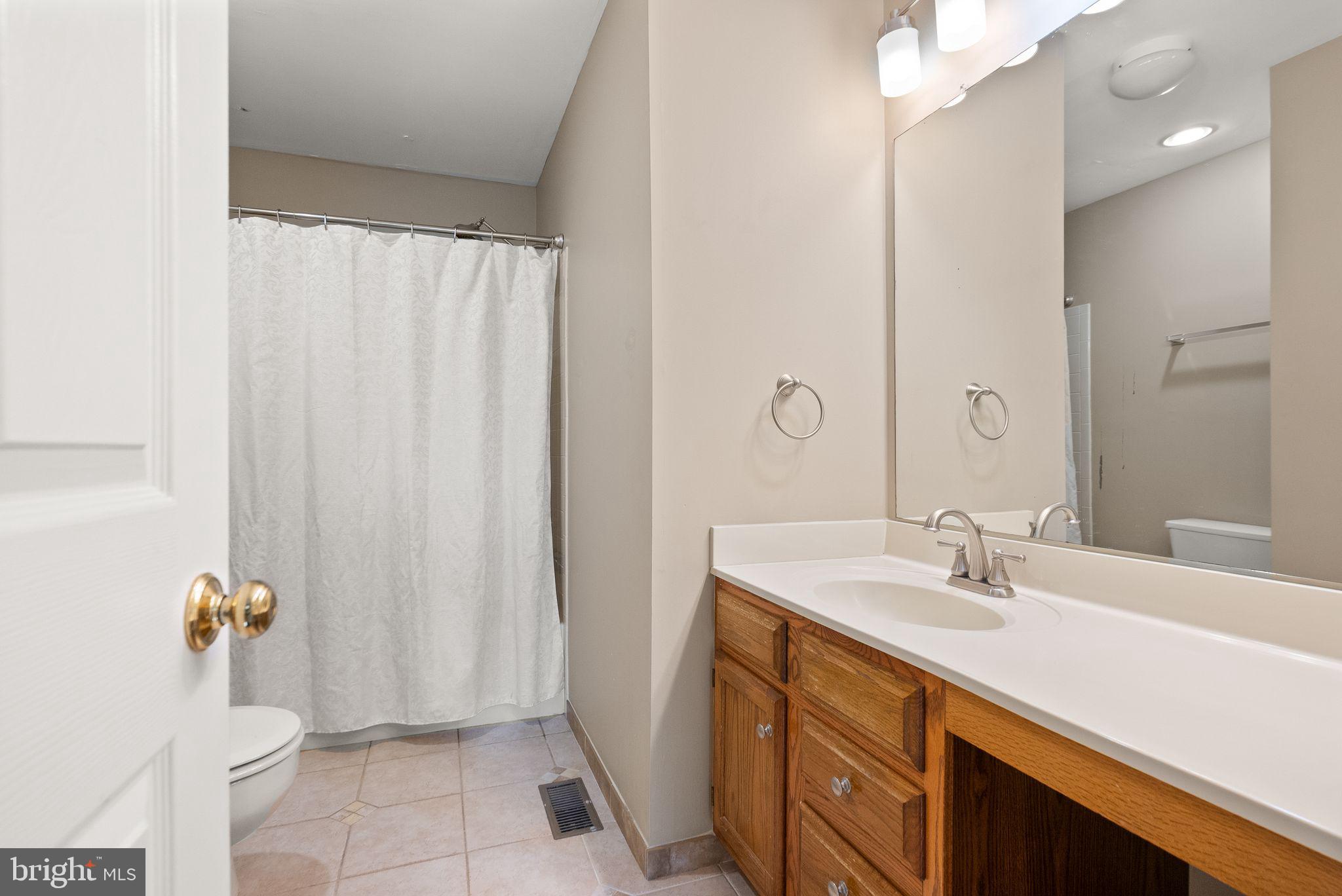 BRITTANY - Residential