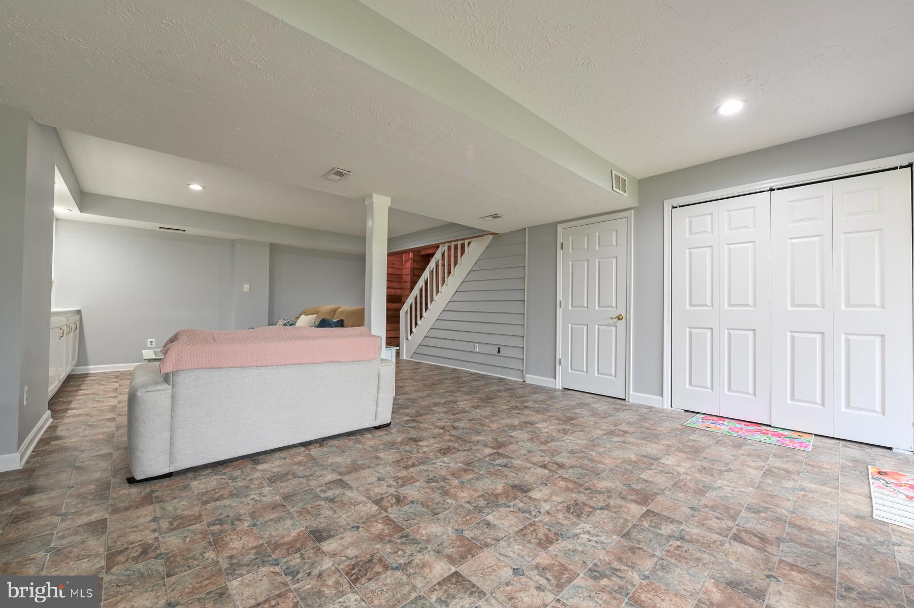 LOVE POINT - Residential