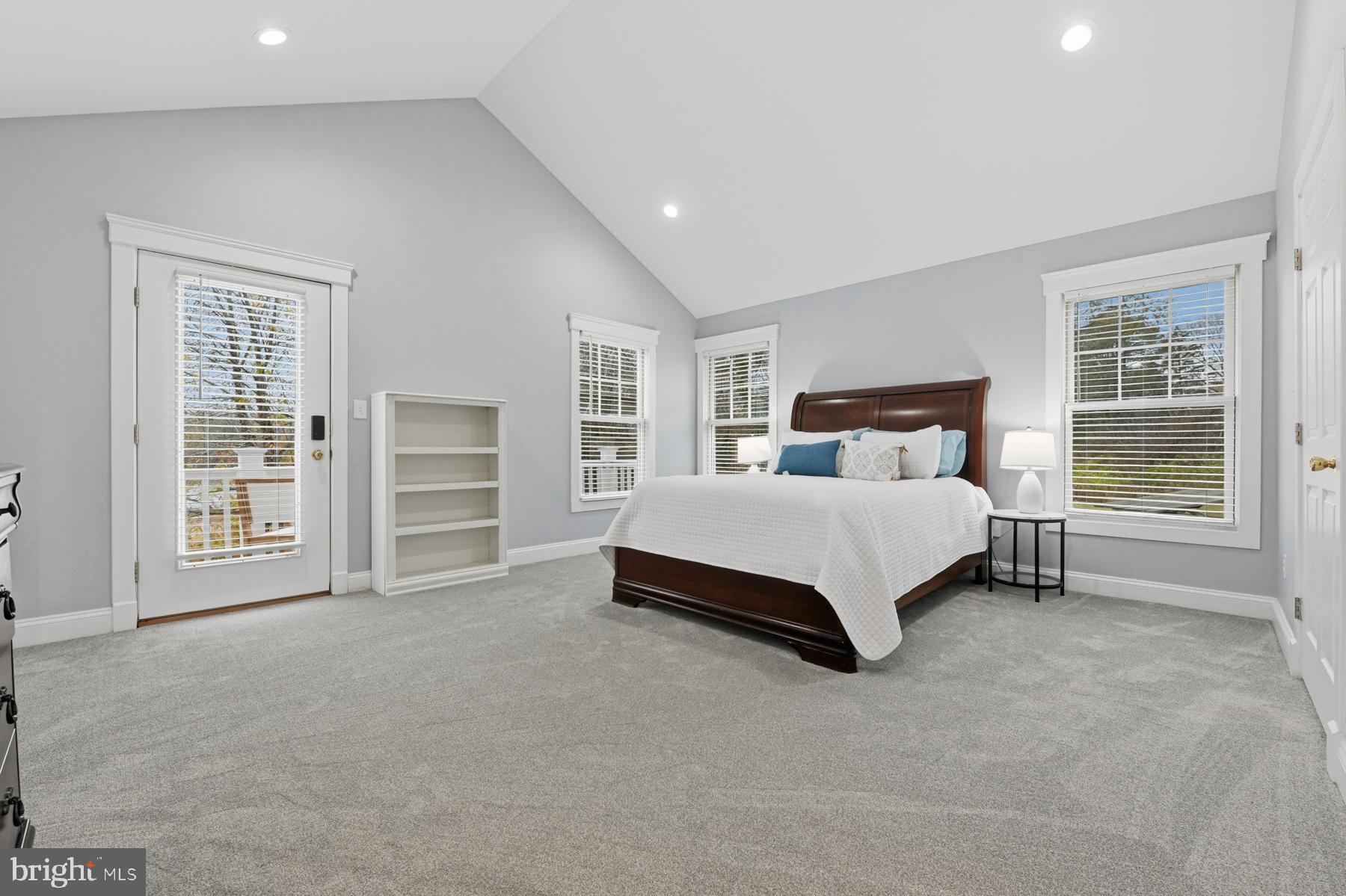 LOVE POINT - Residential