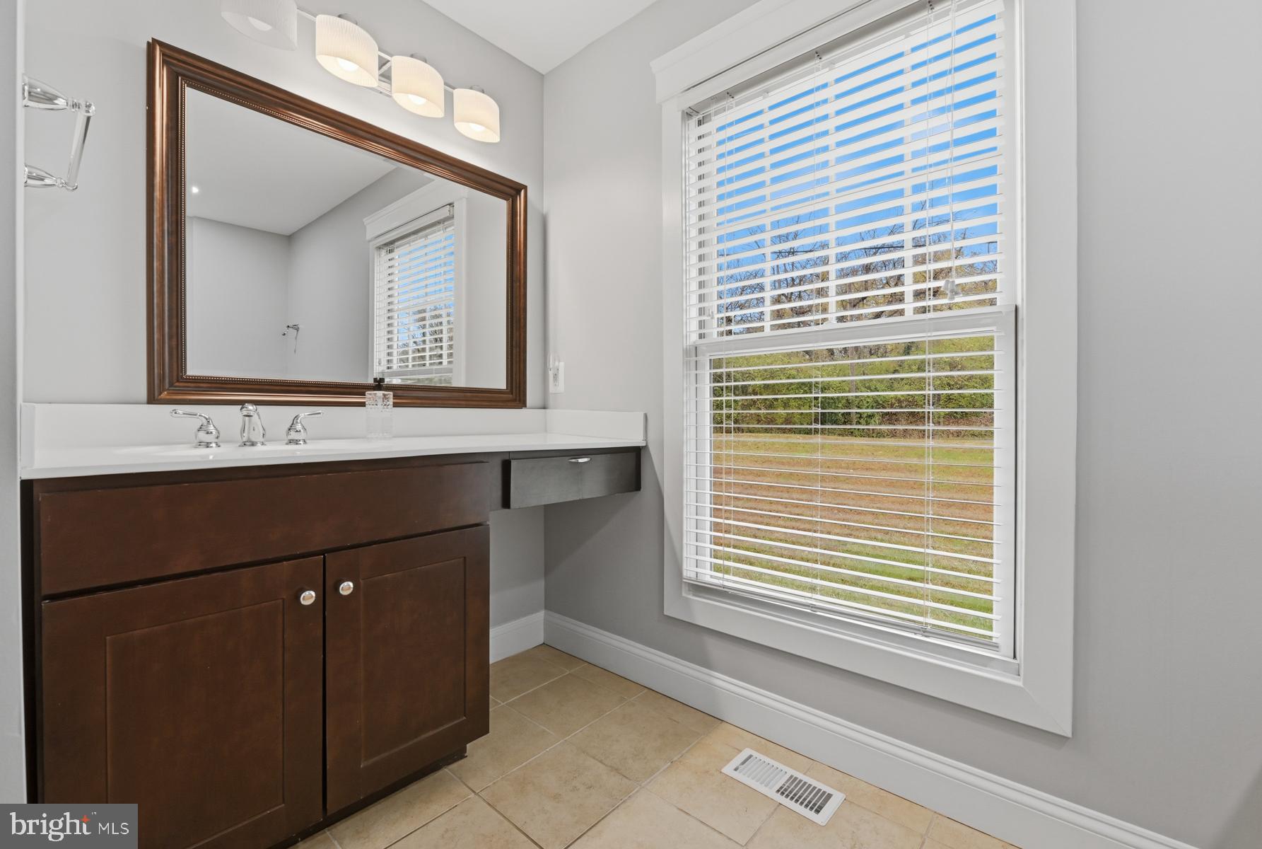 LOVE POINT - Residential