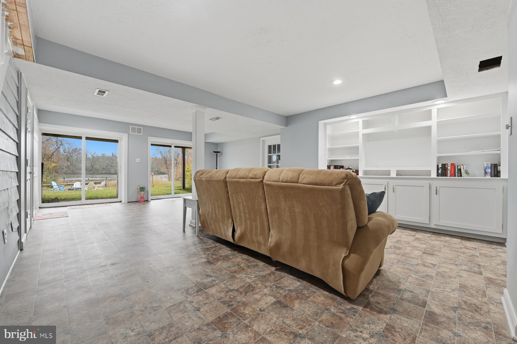 LOVE POINT - Residential