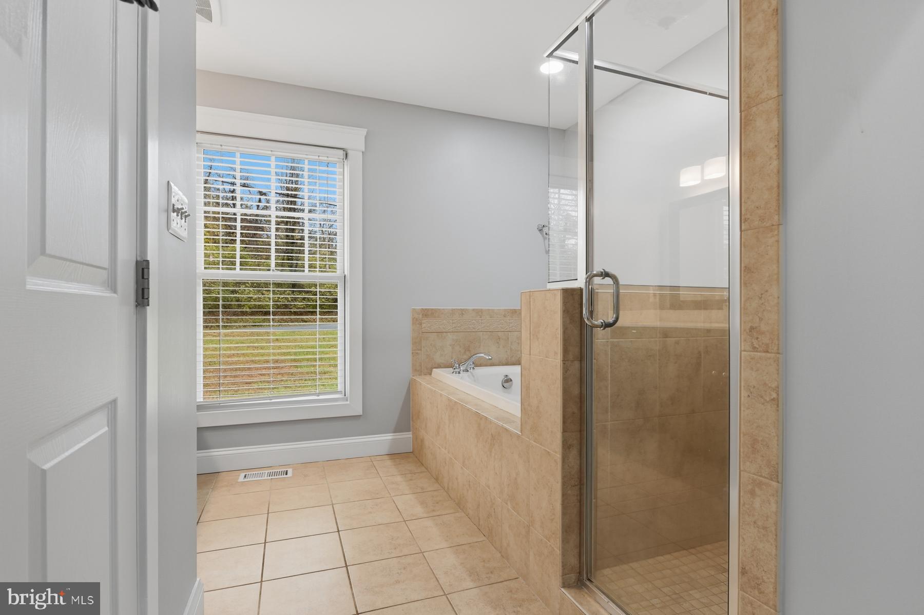 LOVE POINT - Residential