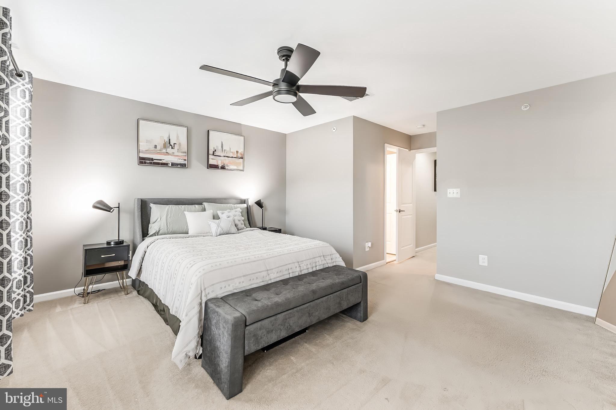 MARKET CENTER CONDOMINIUM - Residential
