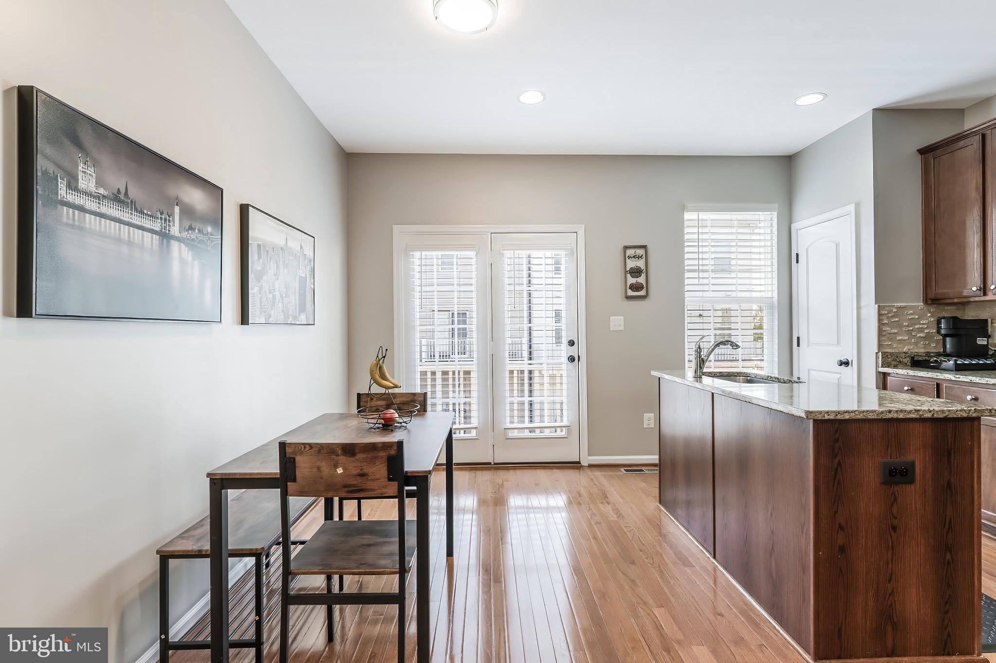 MARKET CENTER CONDOMINIUM - Residential