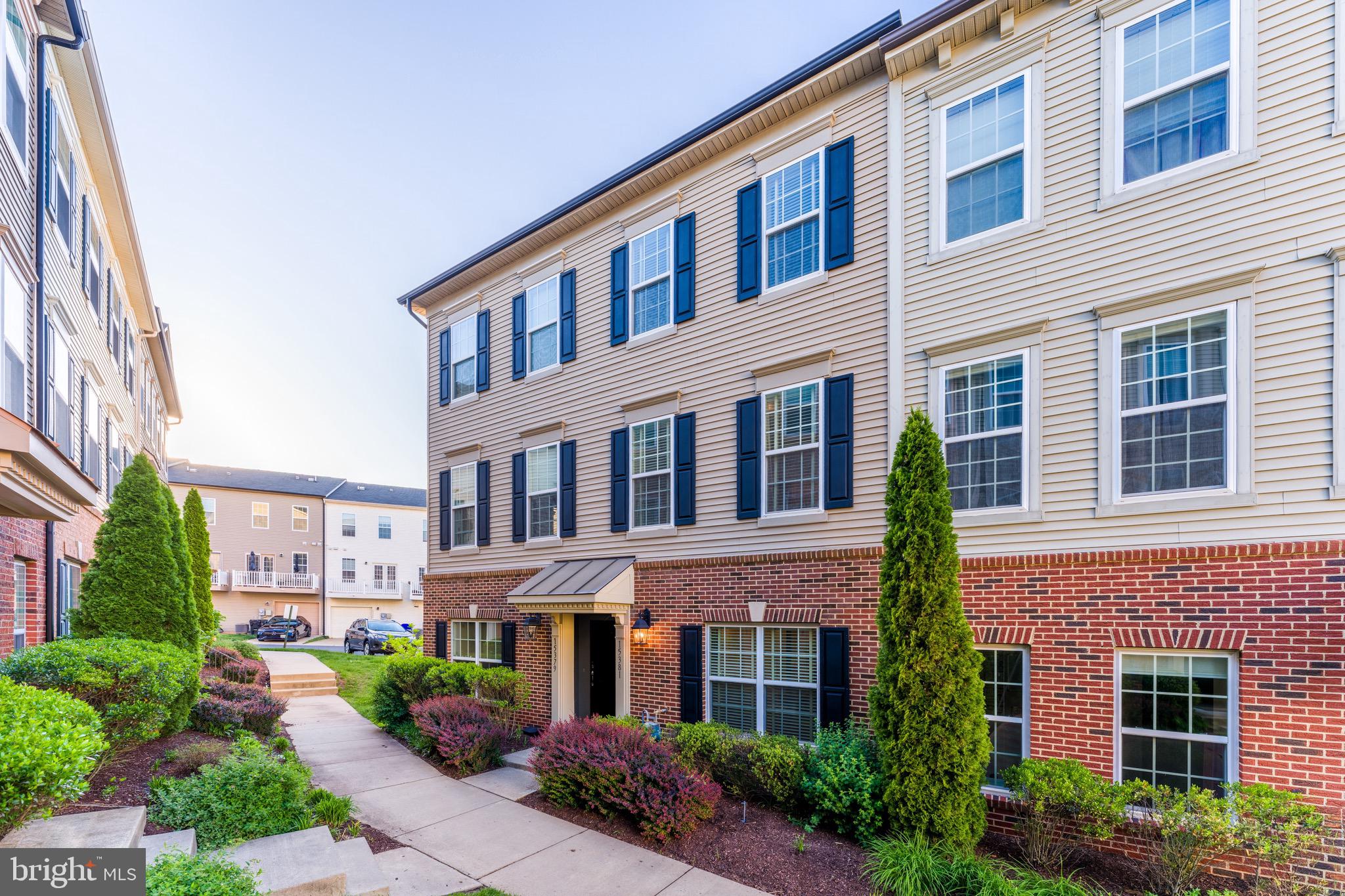 MARKET CENTER CONDOMINIUM - Residential