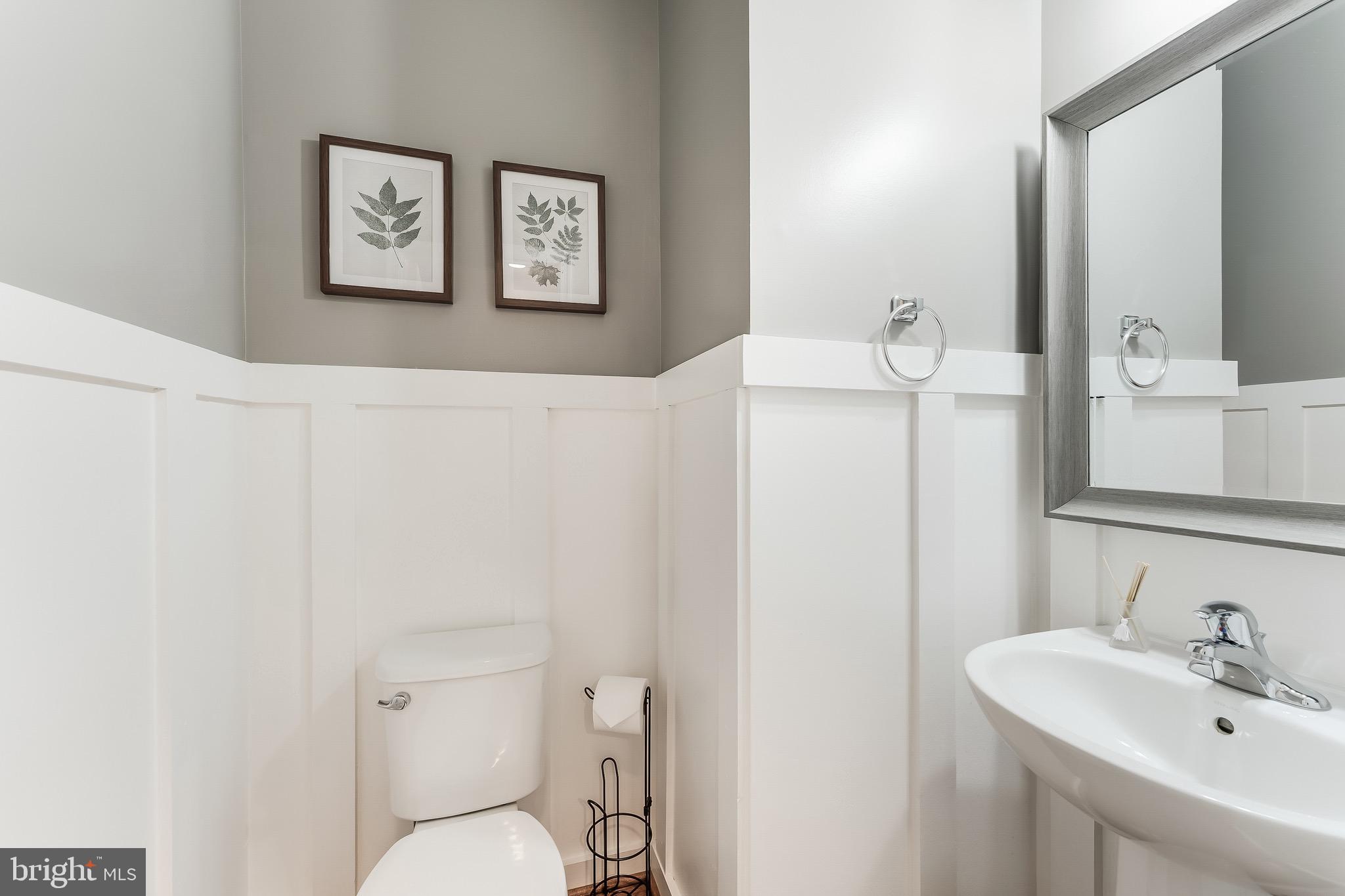 MARKET CENTER CONDOMINIUM - Residential