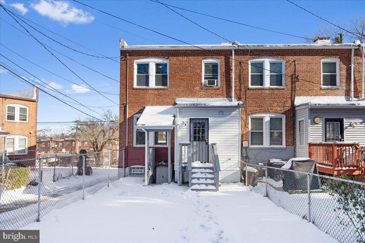 WARD 27 - Residential