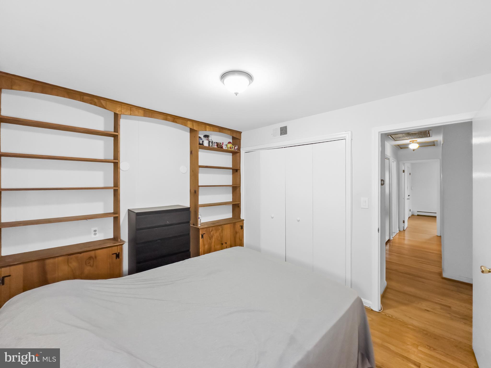 ADELPHI FOREST - Residential