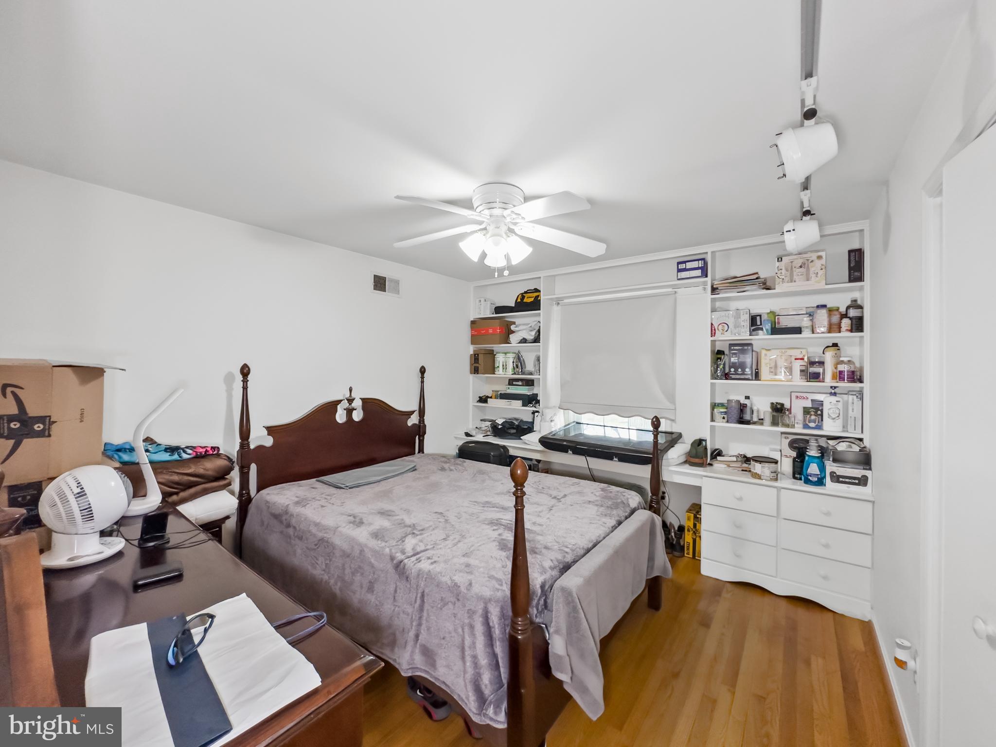 ADELPHI FOREST - Residential