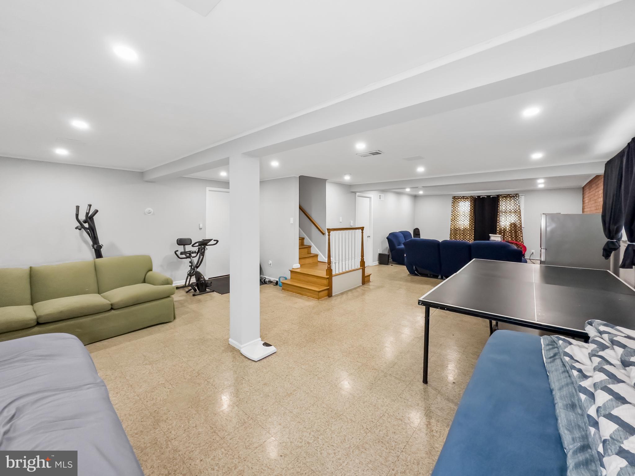 ADELPHI FOREST - Residential