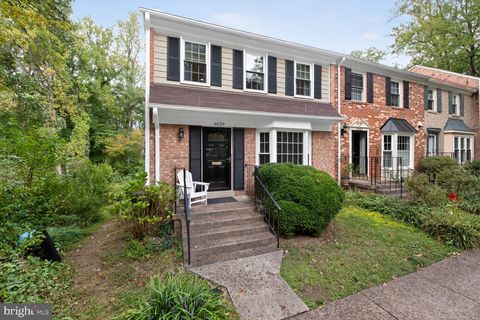 4629 BRIAR PATCH COURT FAIRFAX VA 22032