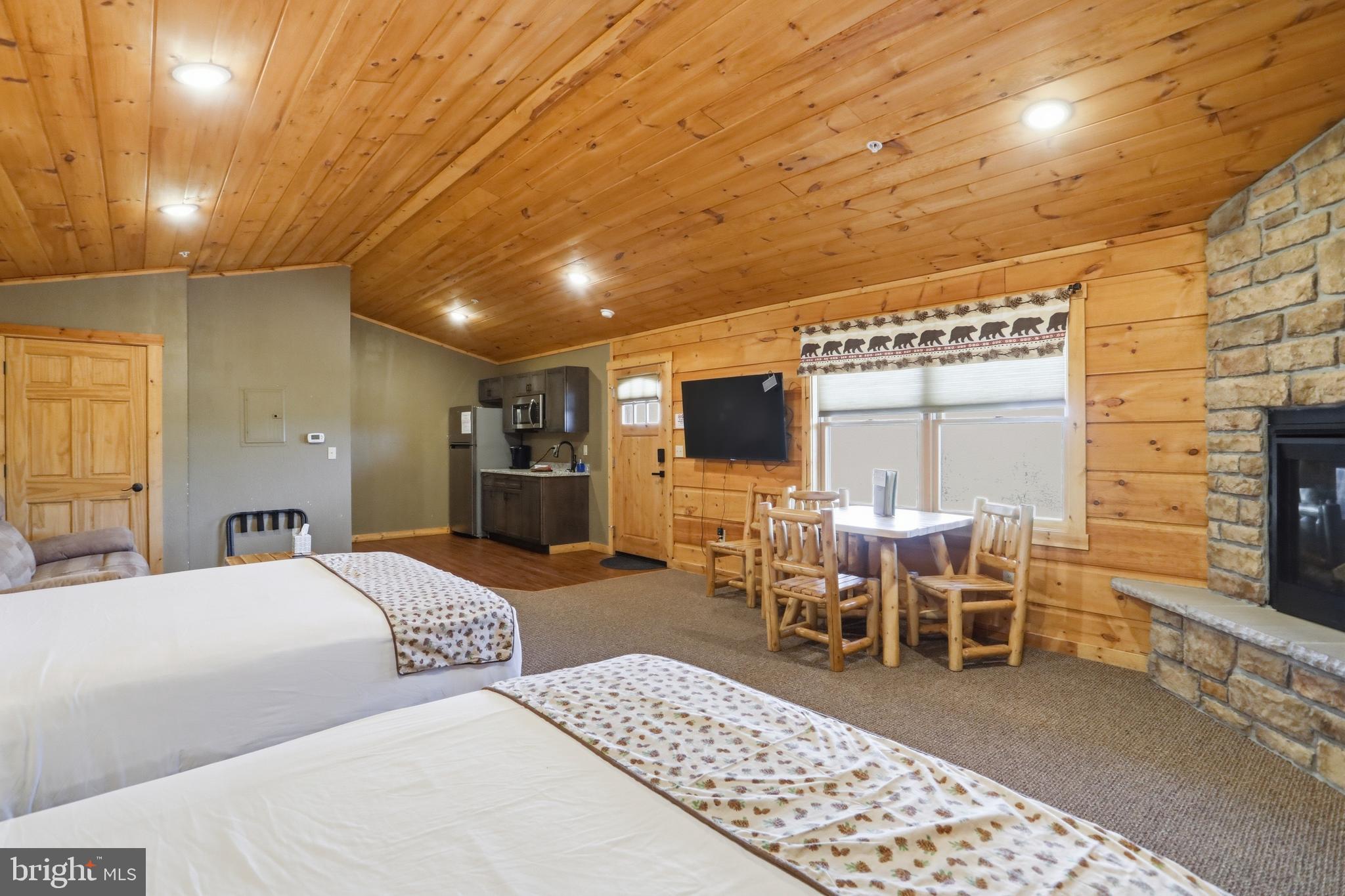 THE LODGES AT SUNSET VILLAGE - Residential