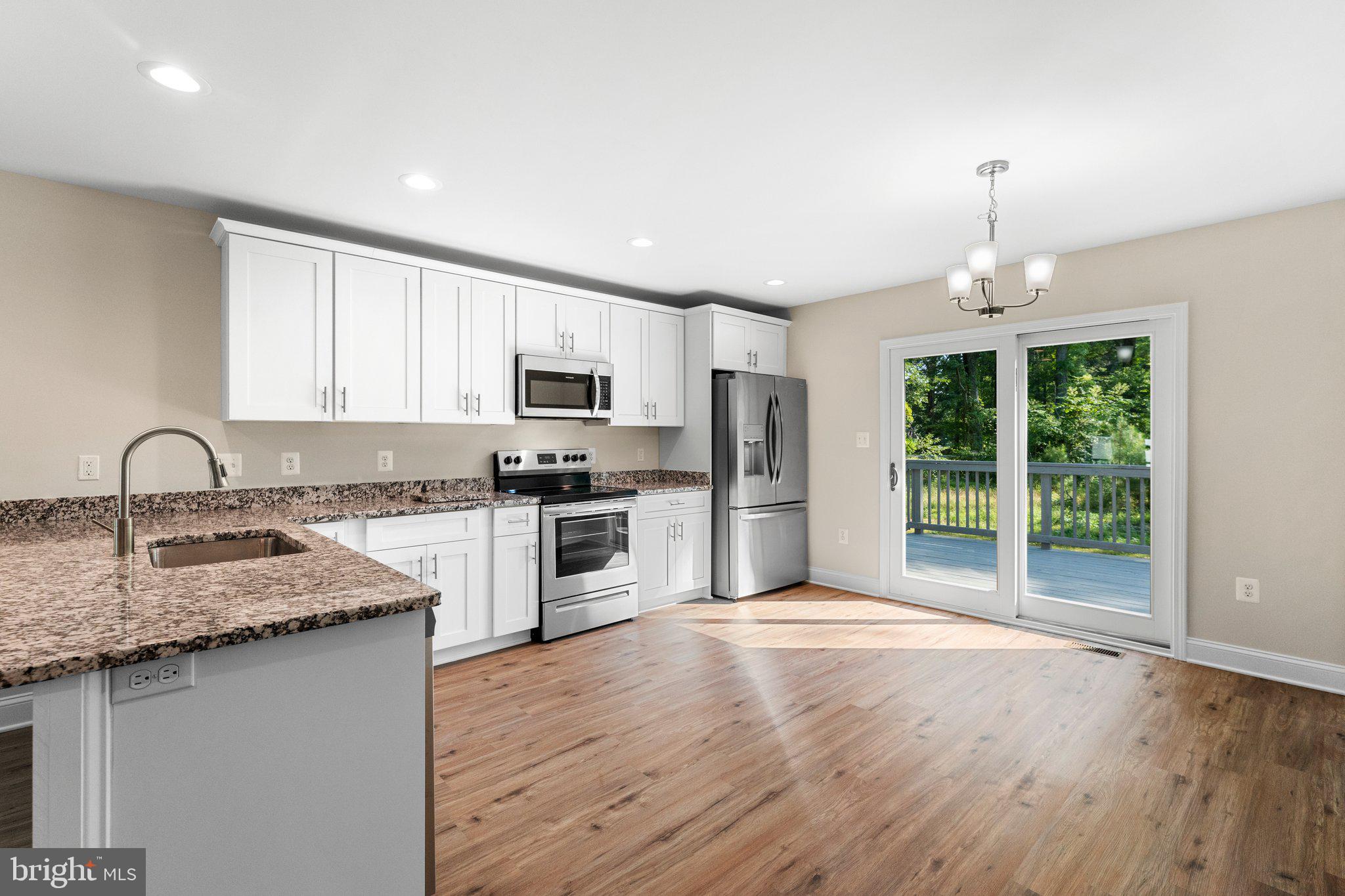 GLEBE HARBOR - Residential