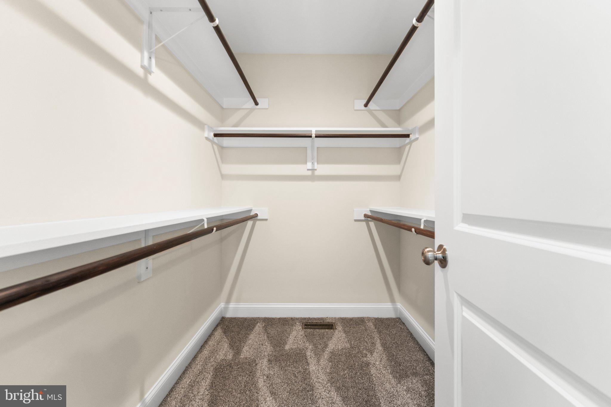 GLEBE HARBOR - Residential