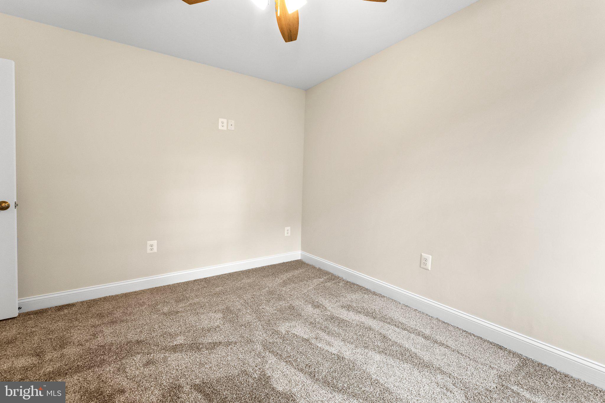 GLEBE HARBOR - Residential