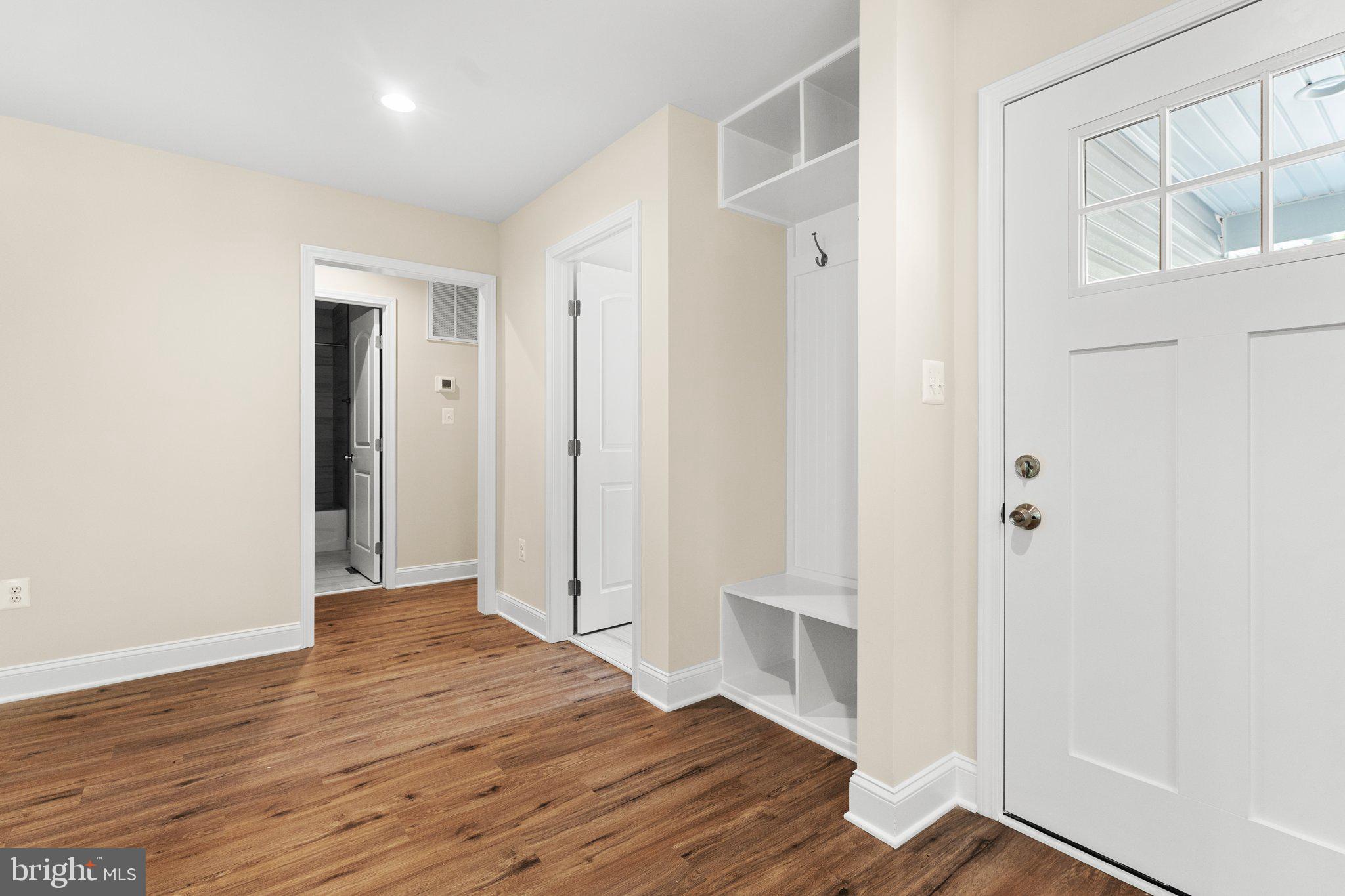 GLEBE HARBOR - Residential