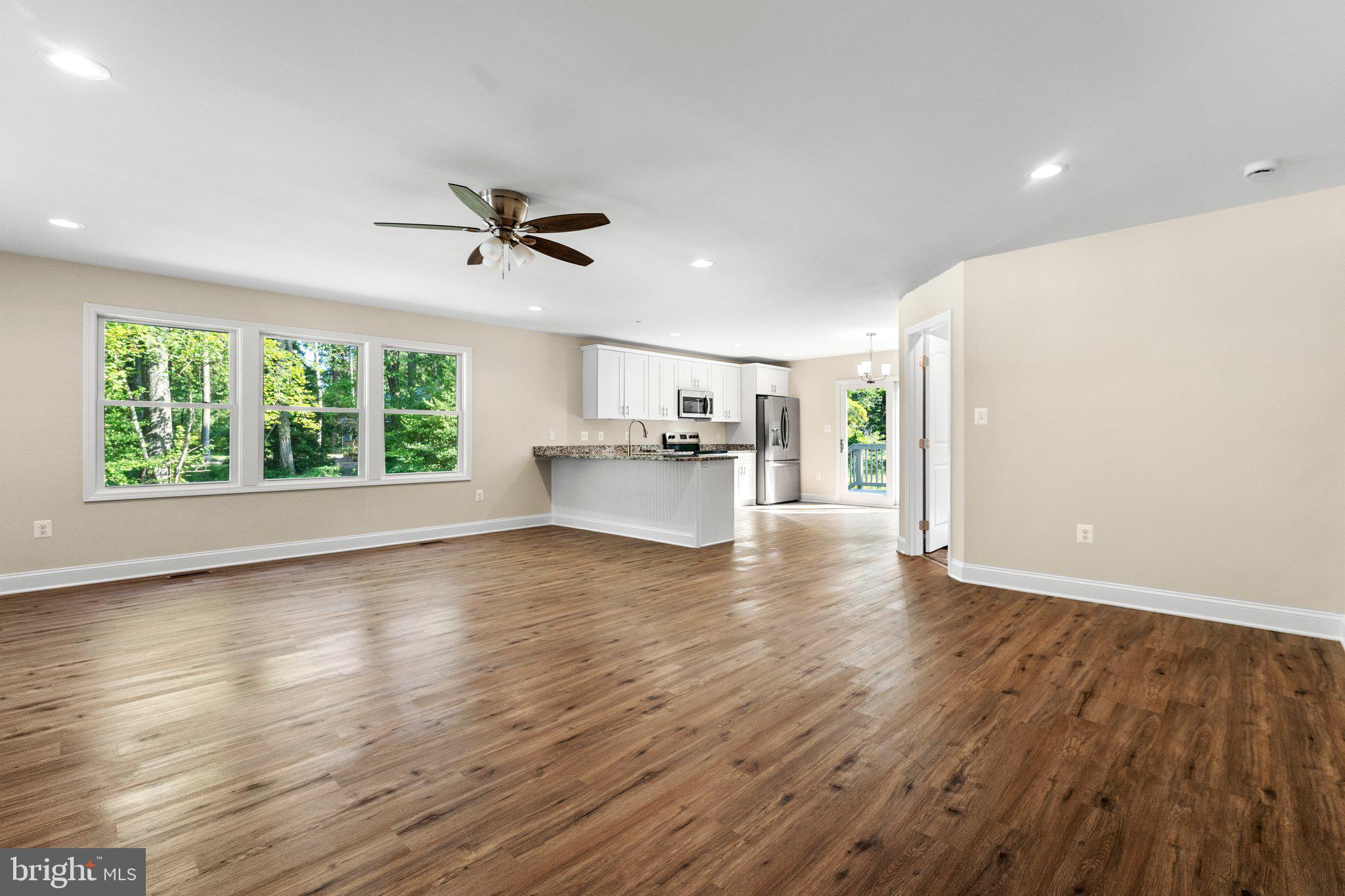 GLEBE HARBOR - Residential