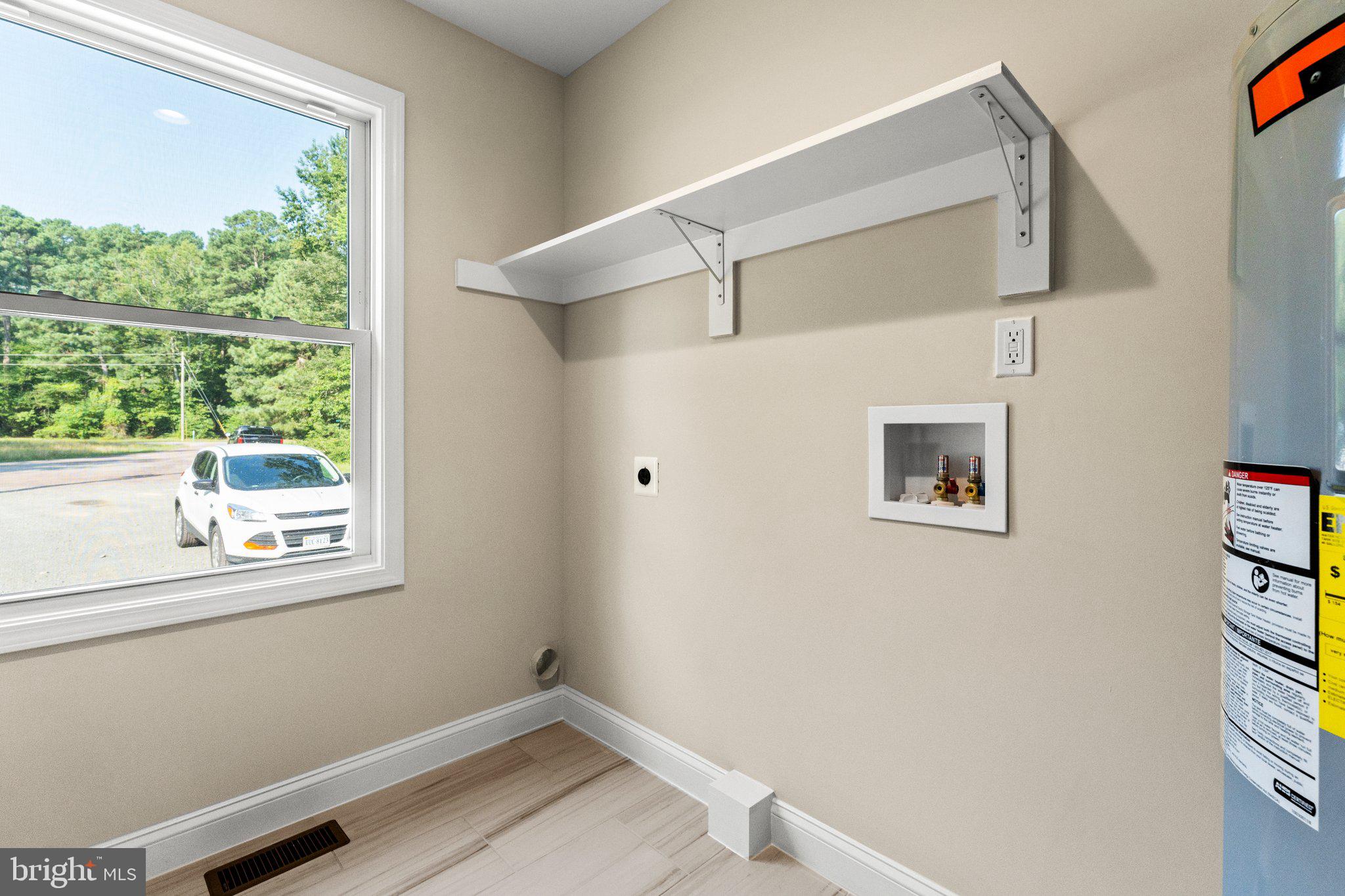 GLEBE HARBOR - Residential