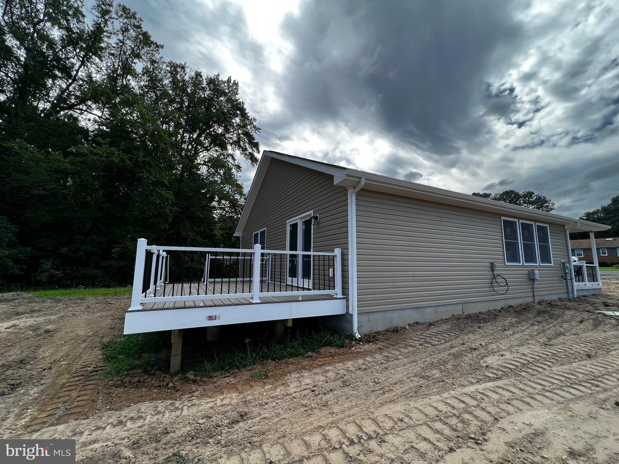 GLEBE HARBOR - Residential