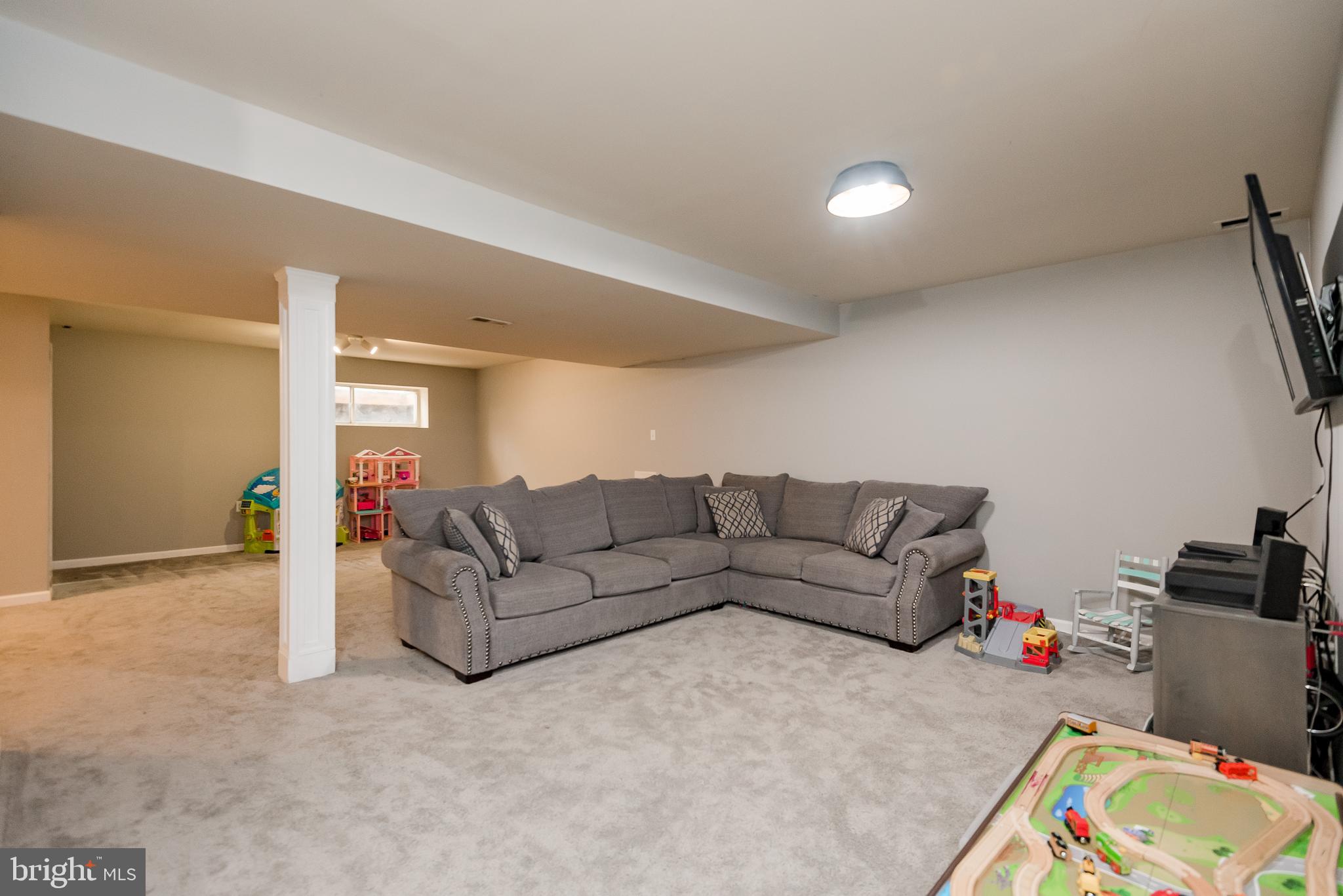 SAGAMORE RUN - Residential