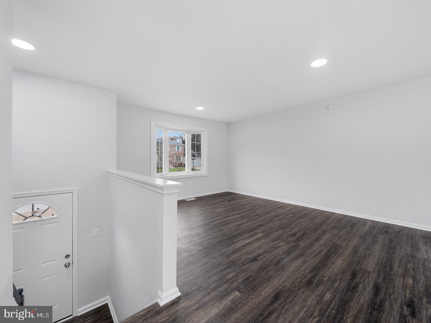 201 ROYAL OAK CIRCLE