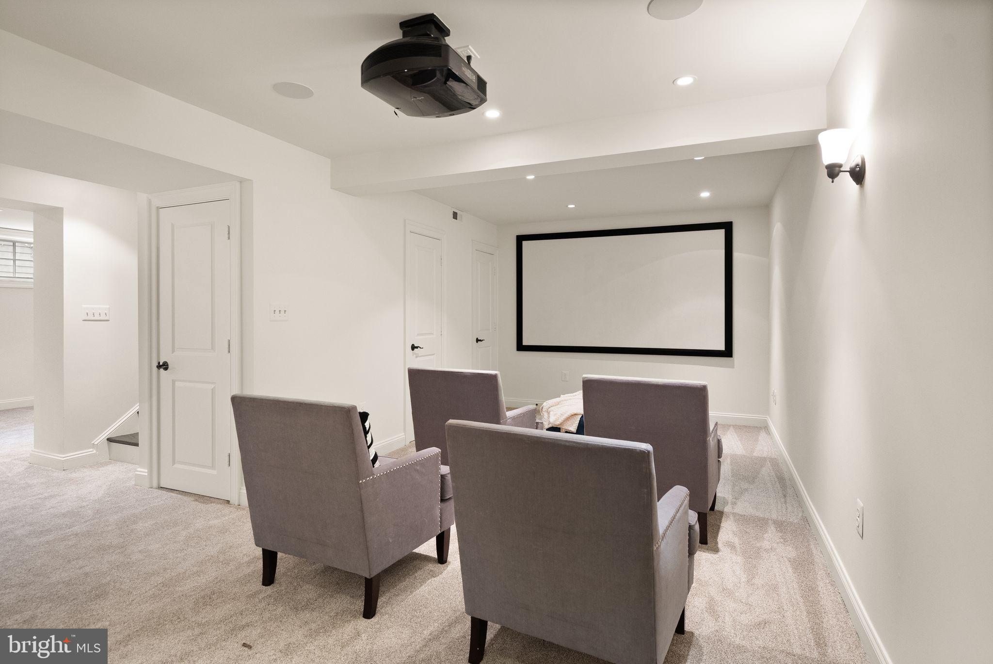 CLEVELAND PARK - Residential