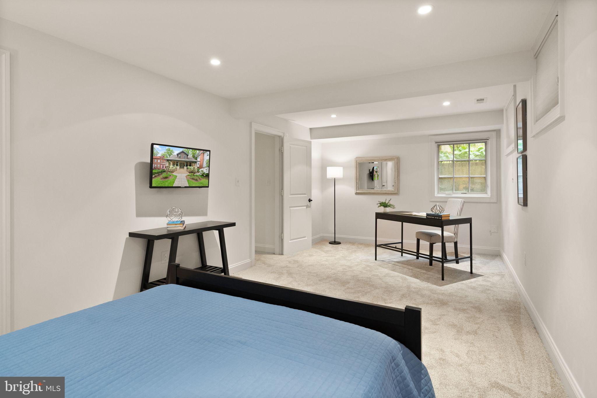 CLEVELAND PARK - Residential