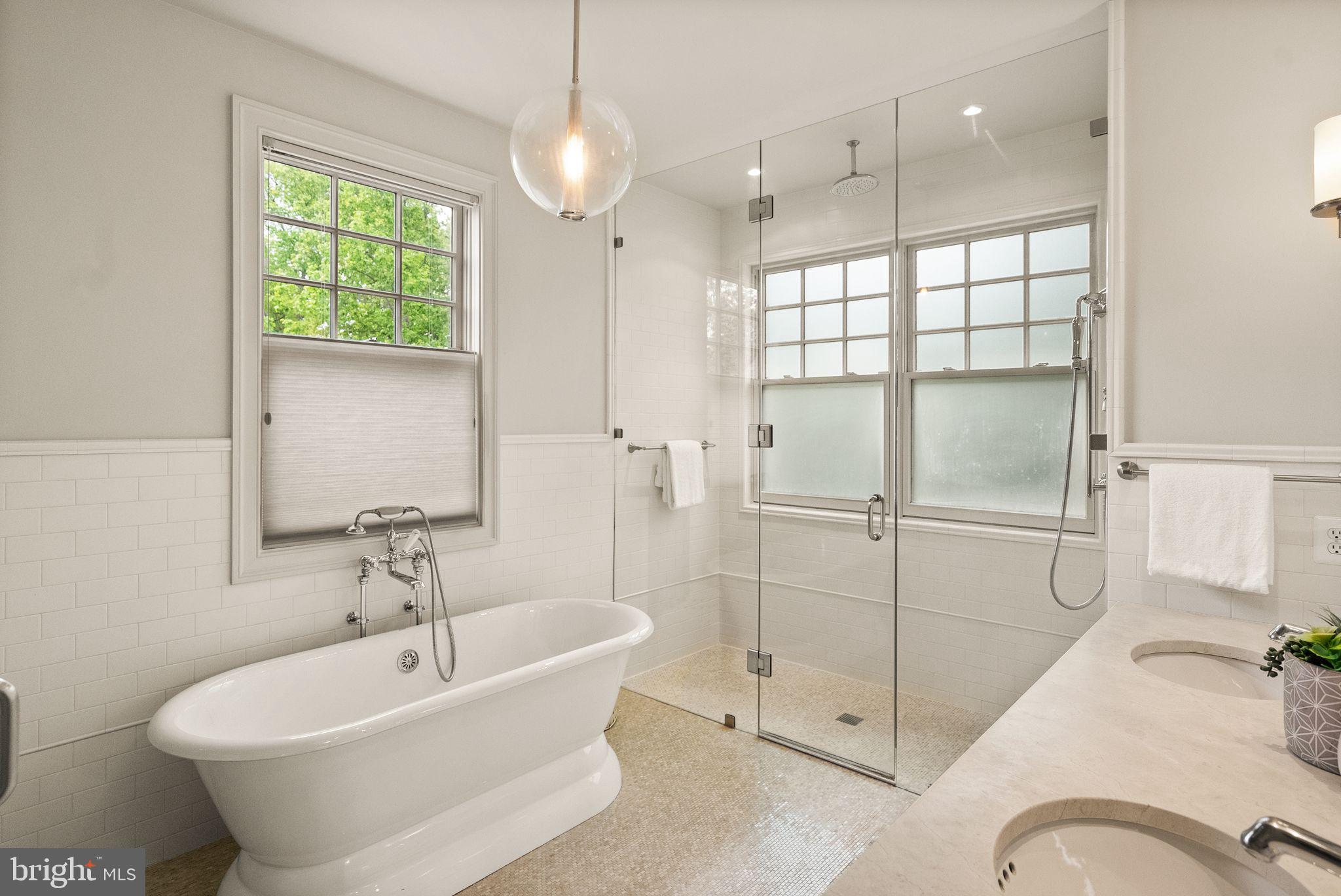 CLEVELAND PARK - Residential