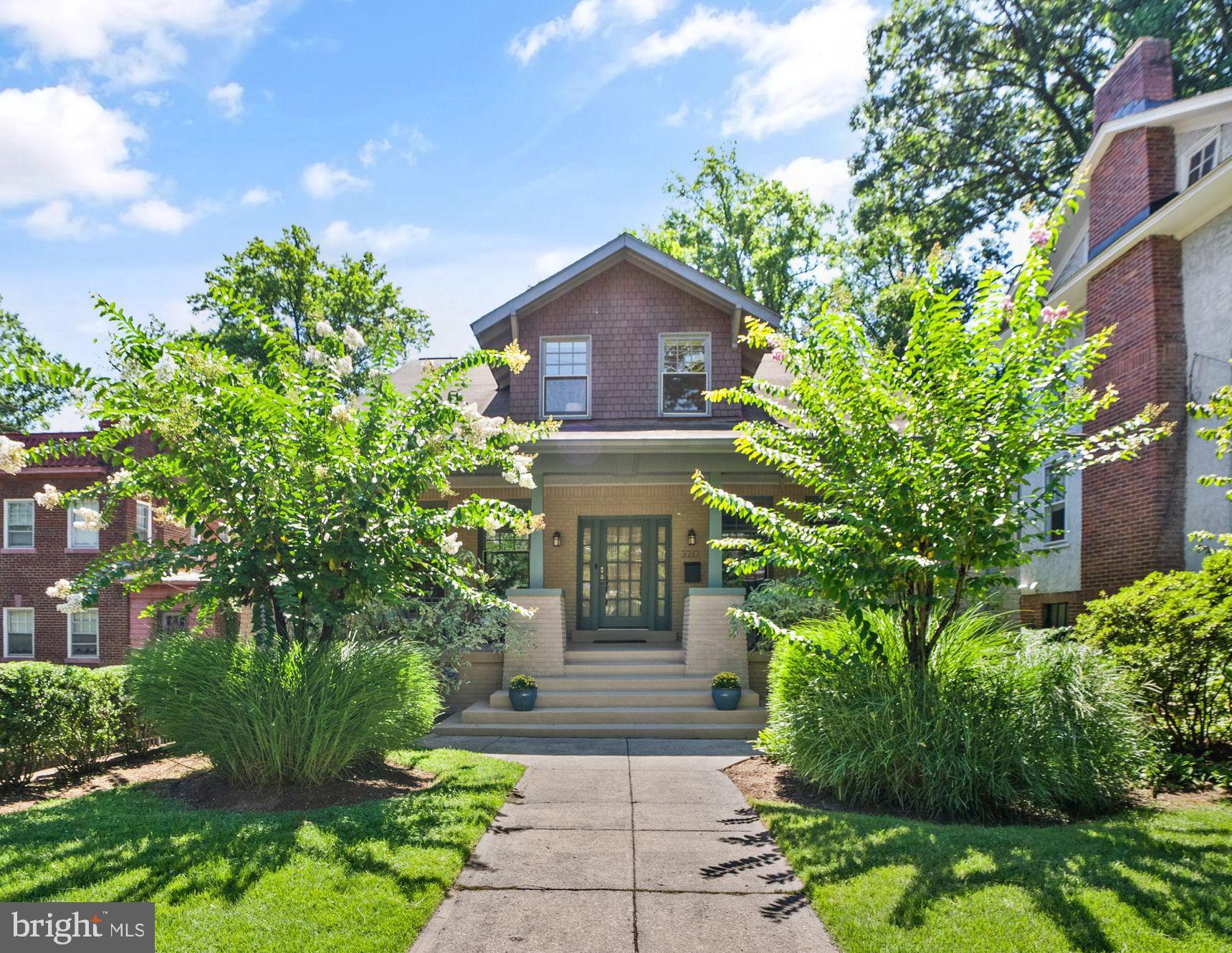CLEVELAND PARK - Residential