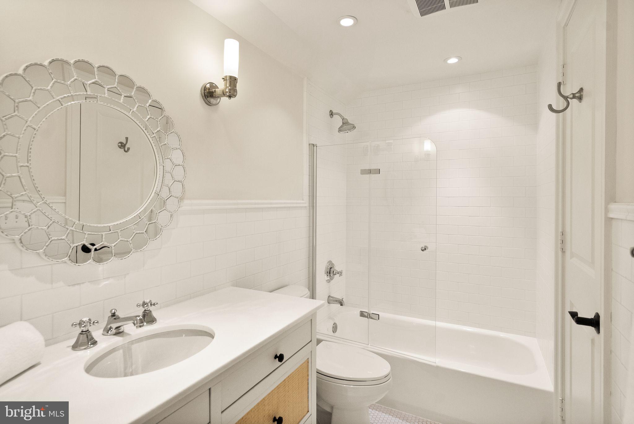 CLEVELAND PARK - Residential