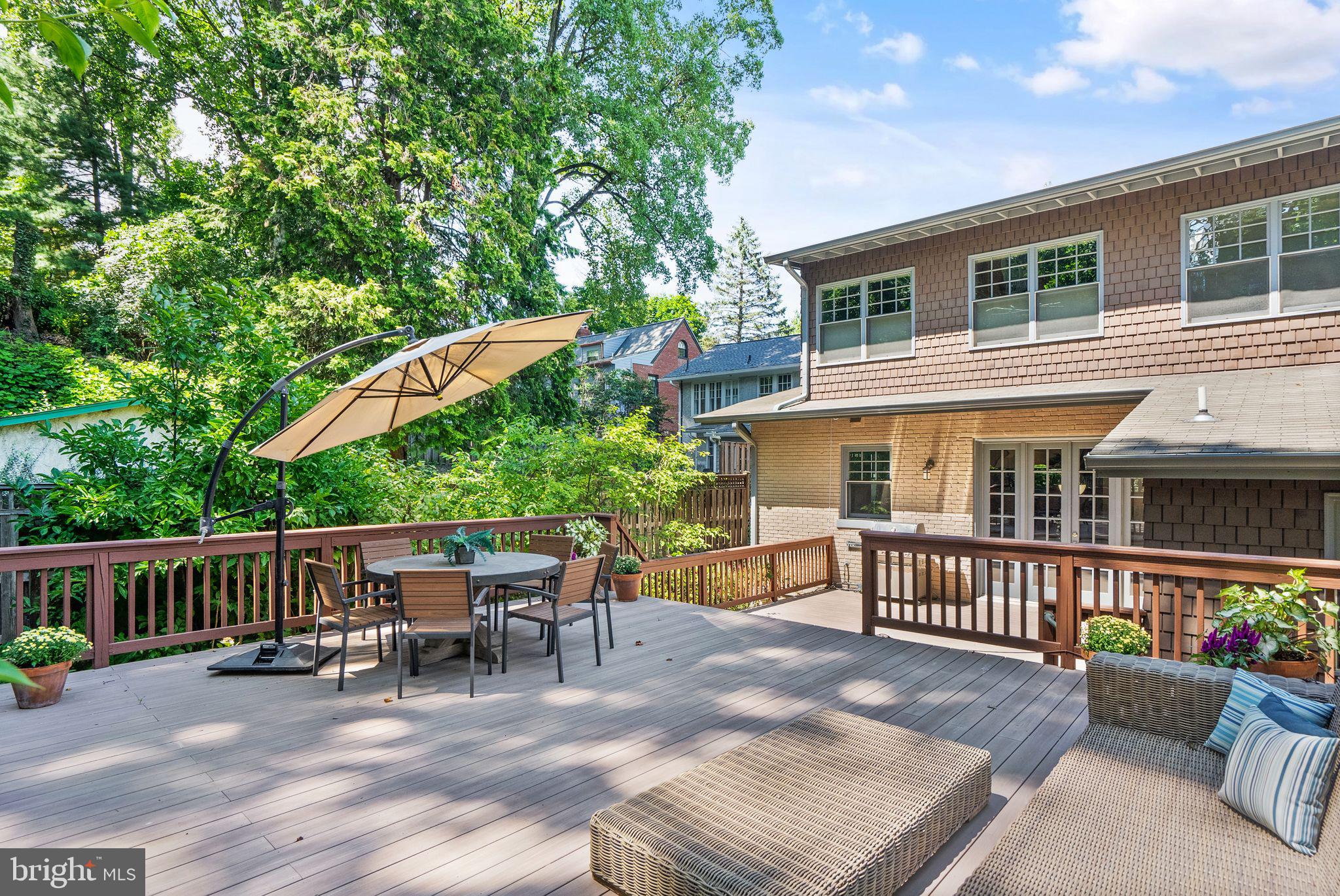 CLEVELAND PARK - Residential