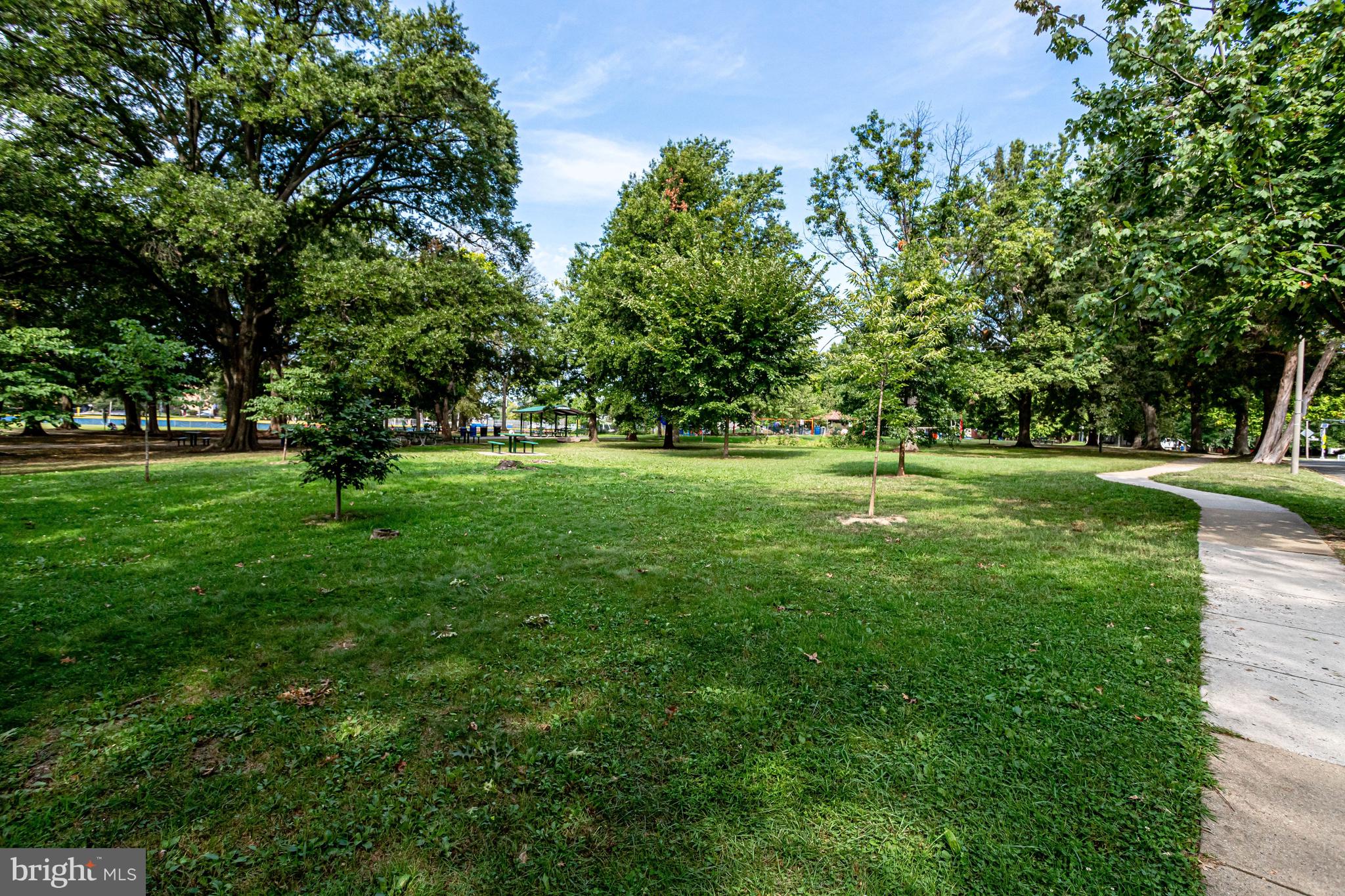 WENTWORTH PLACE - Residential