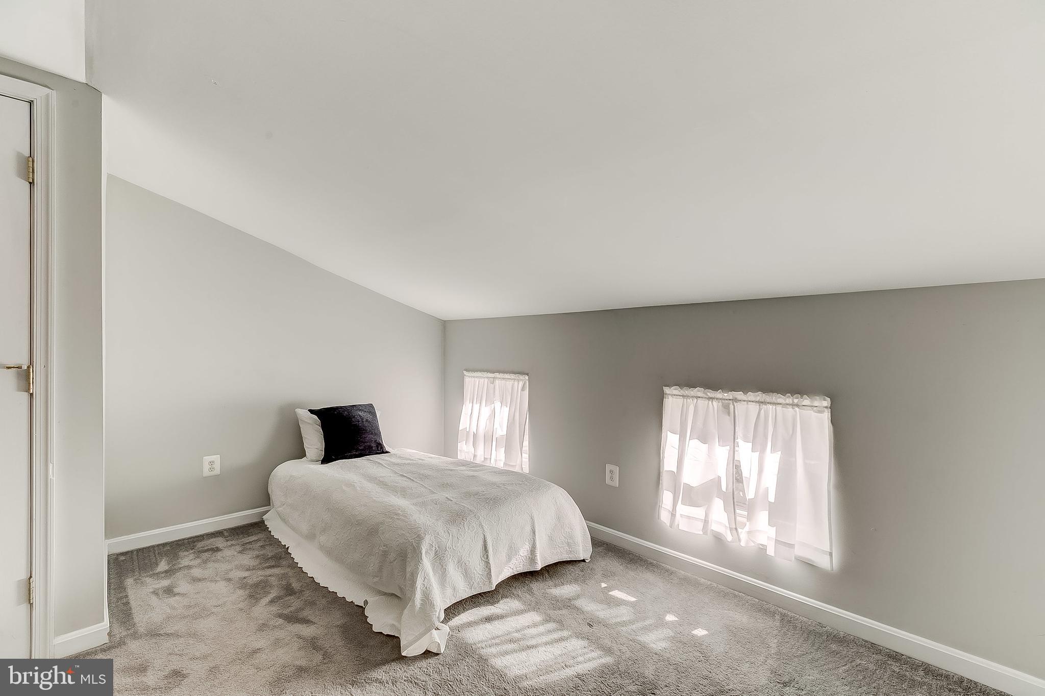 FELLS POINT HISTORIC DISTRICT - Residential Lease