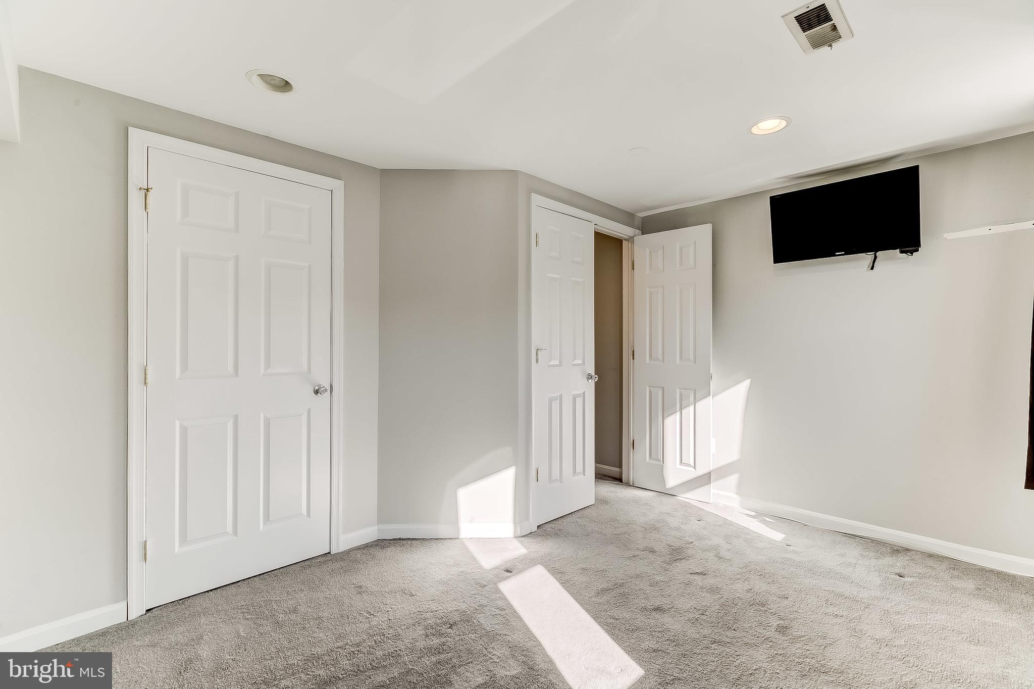 FELLS POINT HISTORIC DISTRICT - Residential Lease