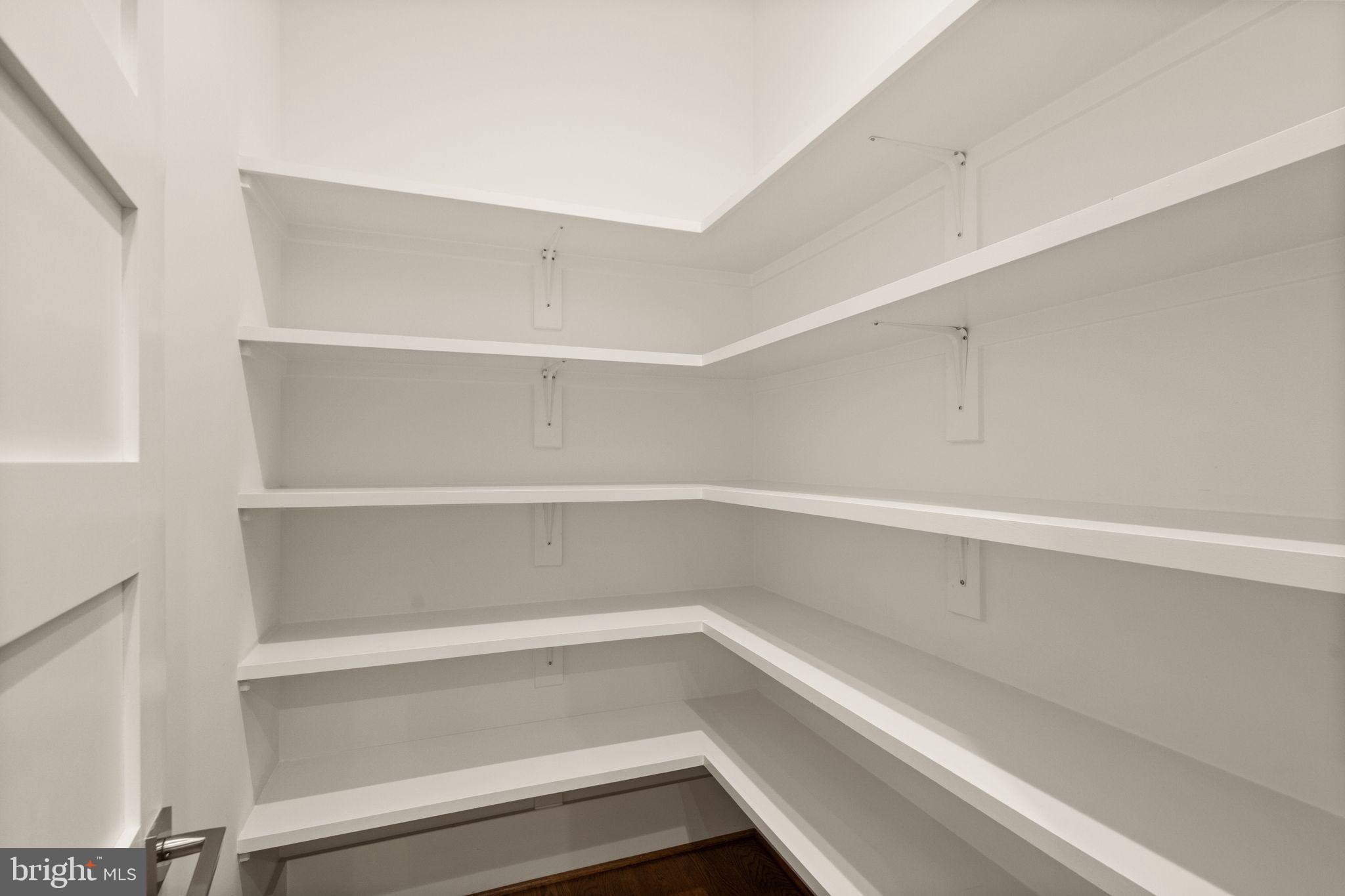 BELLEVUE FOREST - Residential