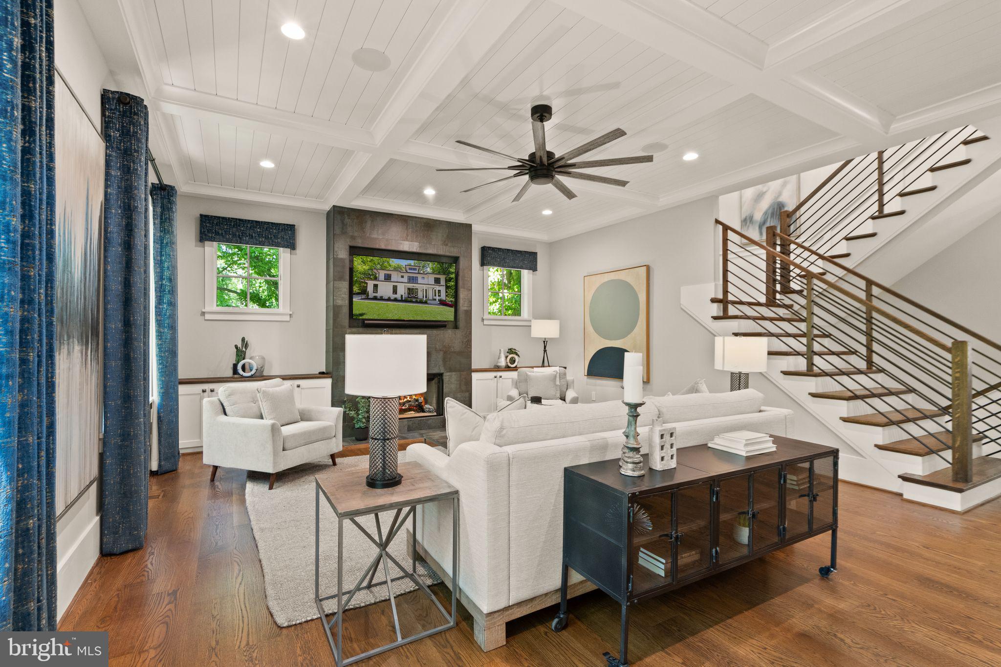 BELLEVUE FOREST - Residential