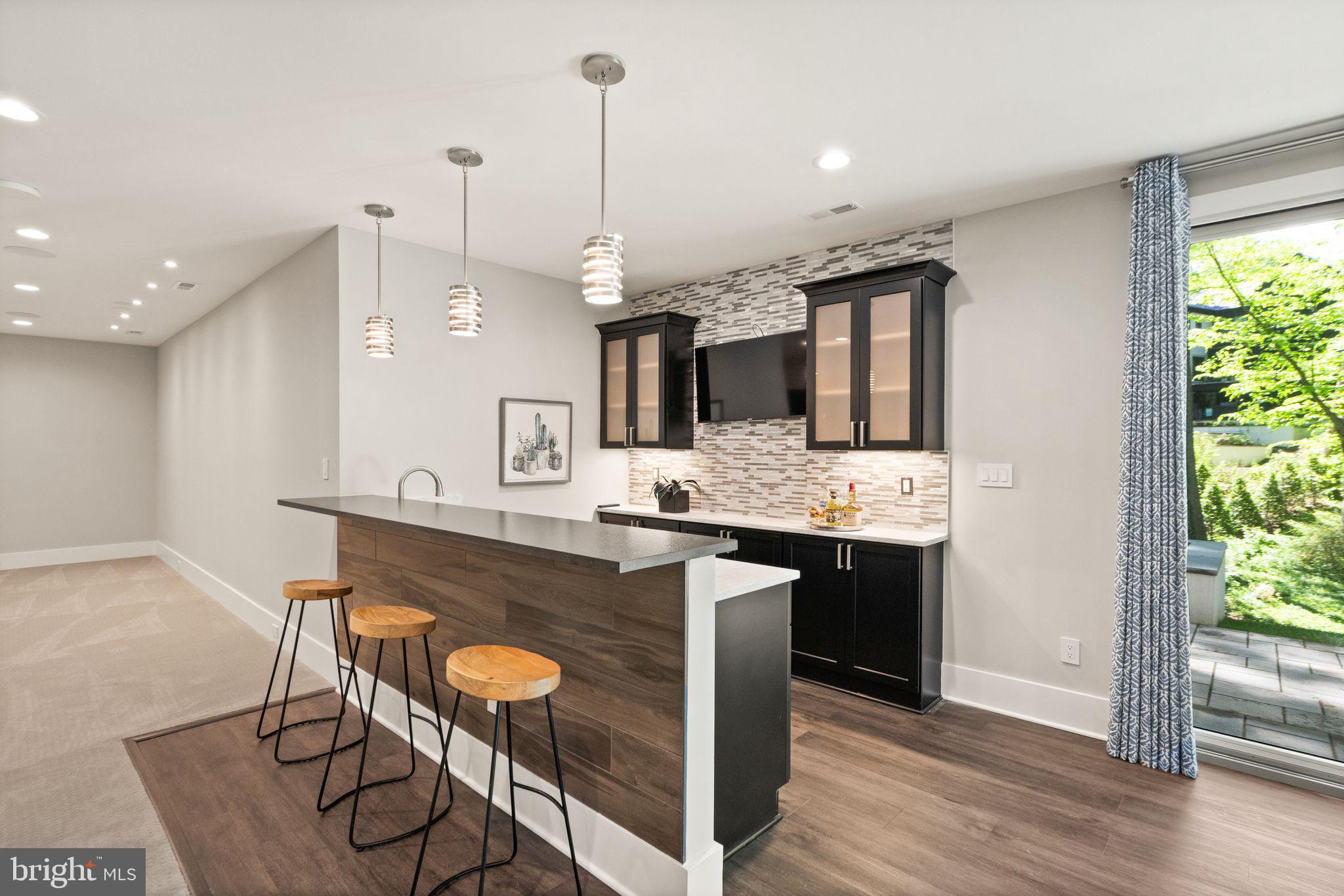 BELLEVUE FOREST - Residential