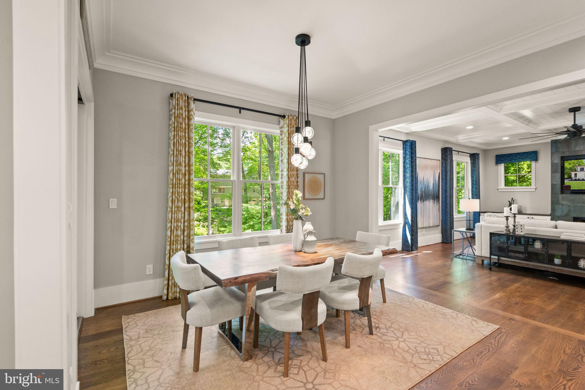 BELLEVUE FOREST - Residential