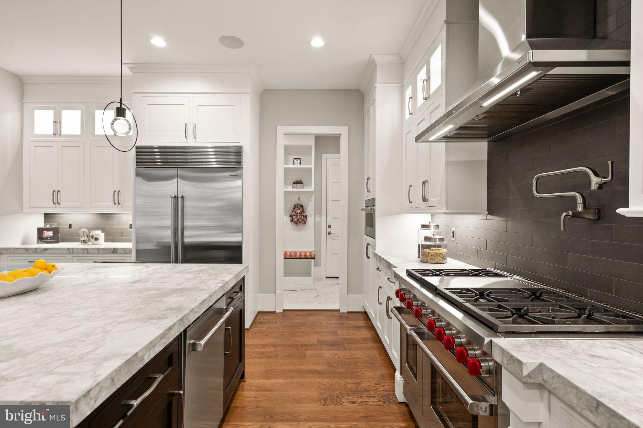 BELLEVUE FOREST - Residential