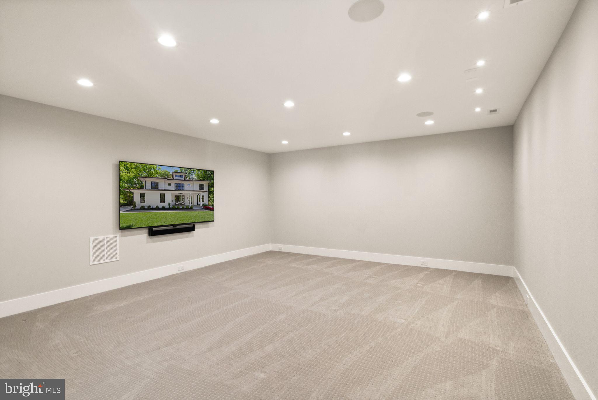 BELLEVUE FOREST - Residential