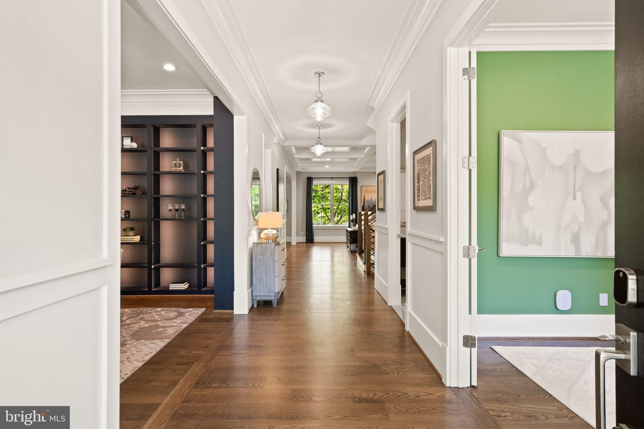 BELLEVUE FOREST - Residential