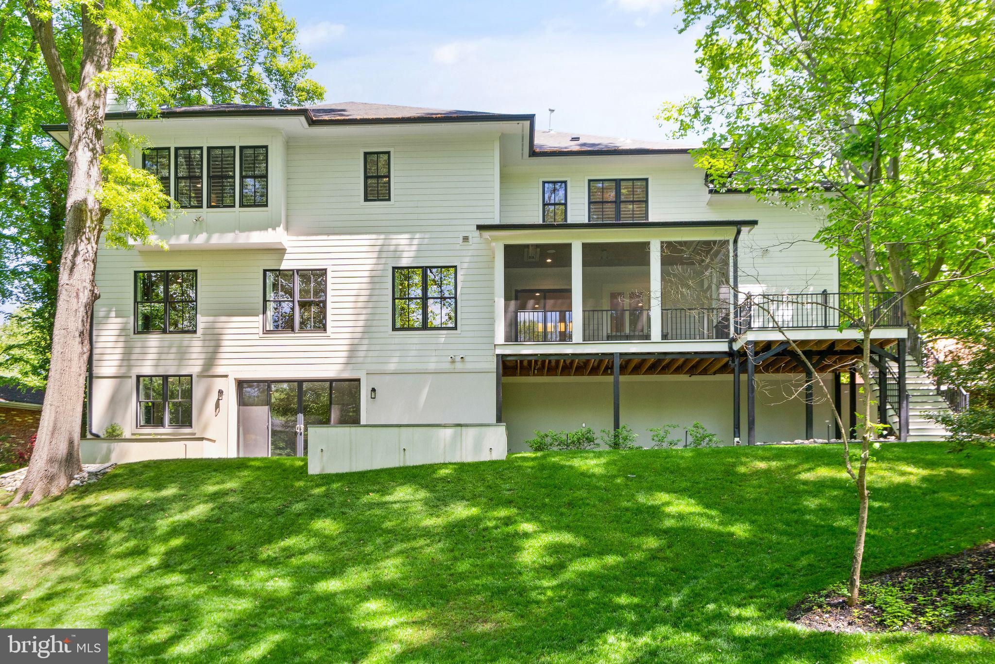 BELLEVUE FOREST - Residential