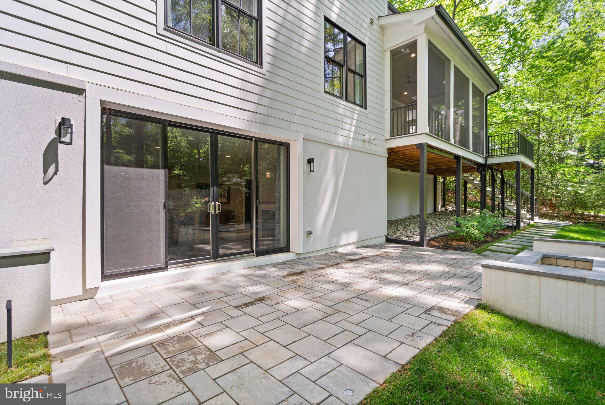 BELLEVUE FOREST - Residential