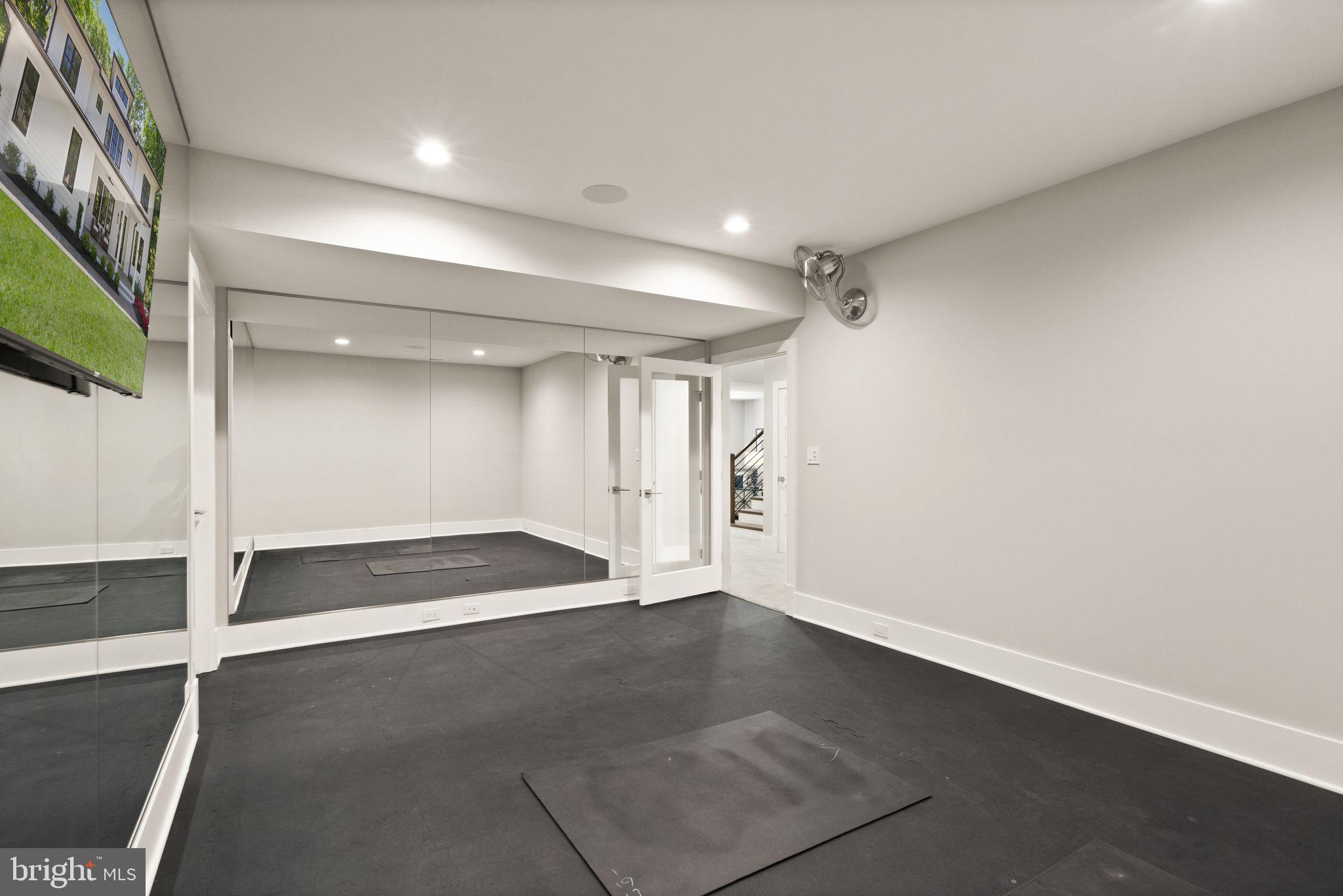 BELLEVUE FOREST - Residential