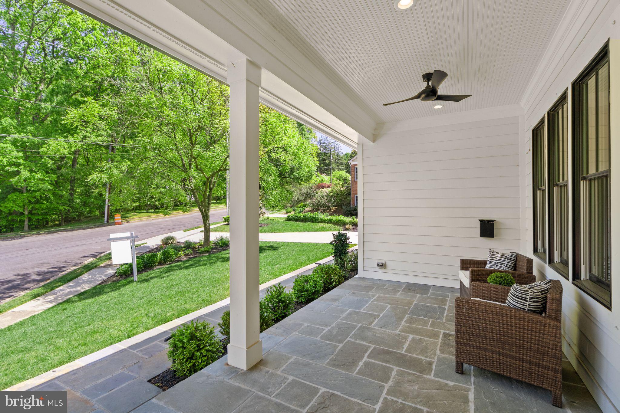 BELLEVUE FOREST - Residential